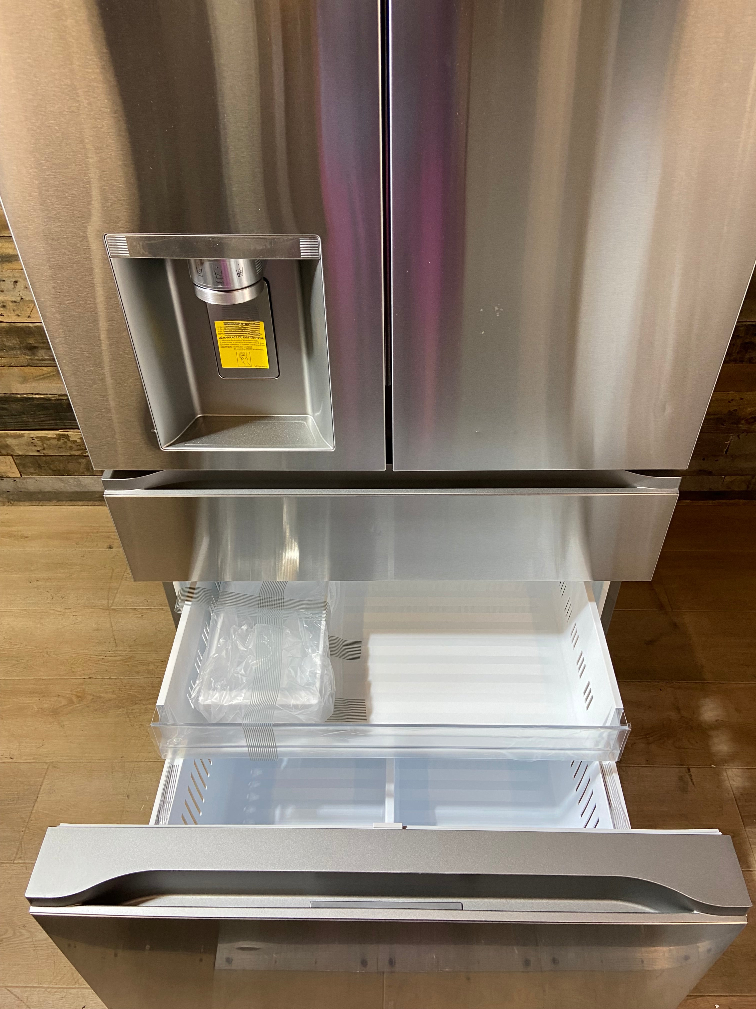 LG 29 Cu. Ft. French Door Refrigerator – Stainless Steel – ThinQ Smart – LF29S8330S