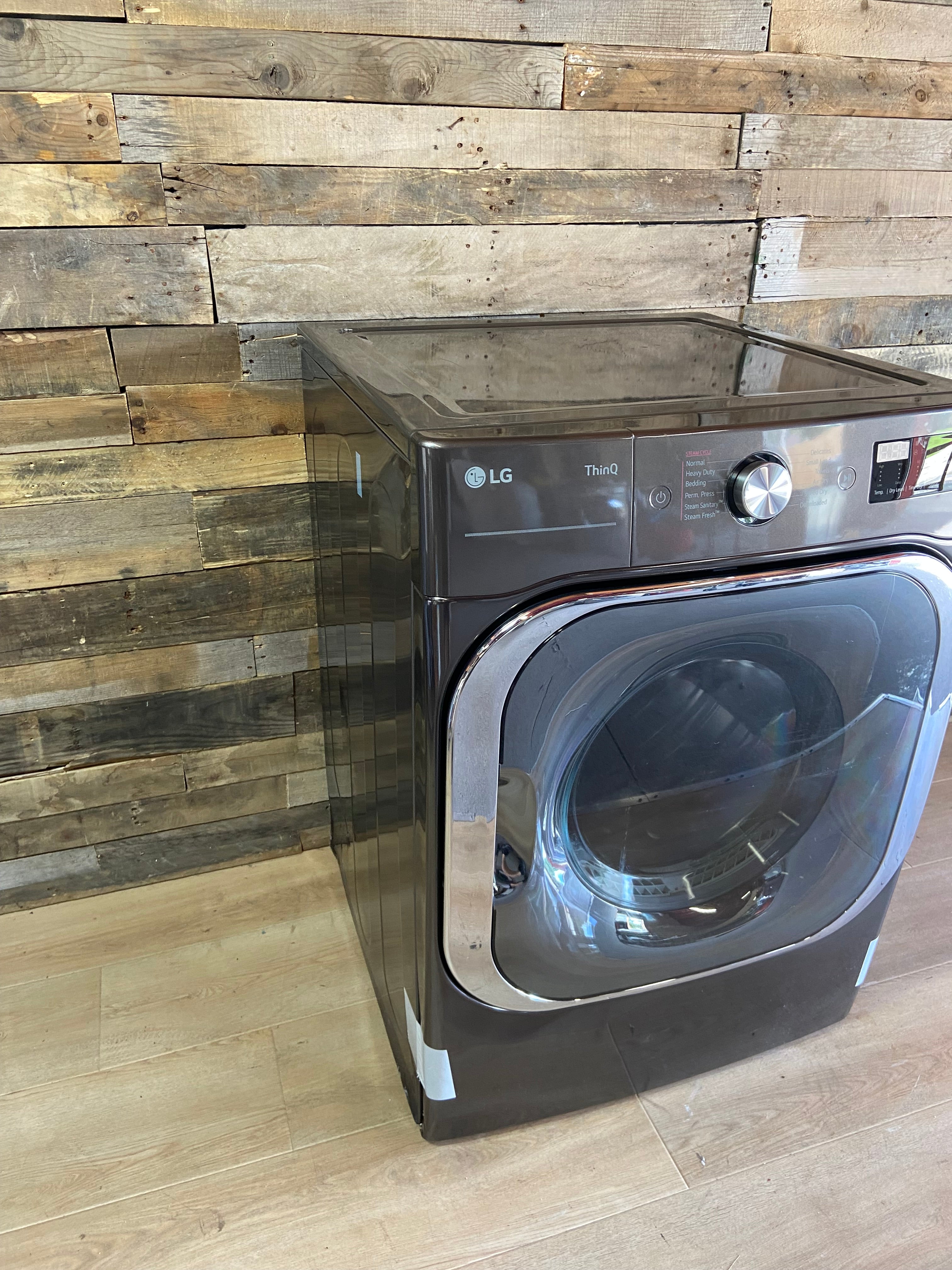 LG 9.0 Cu Ft Smart Gas Dryer w/ TurboSteam & WiFi – Black Steel – DLGX8901B