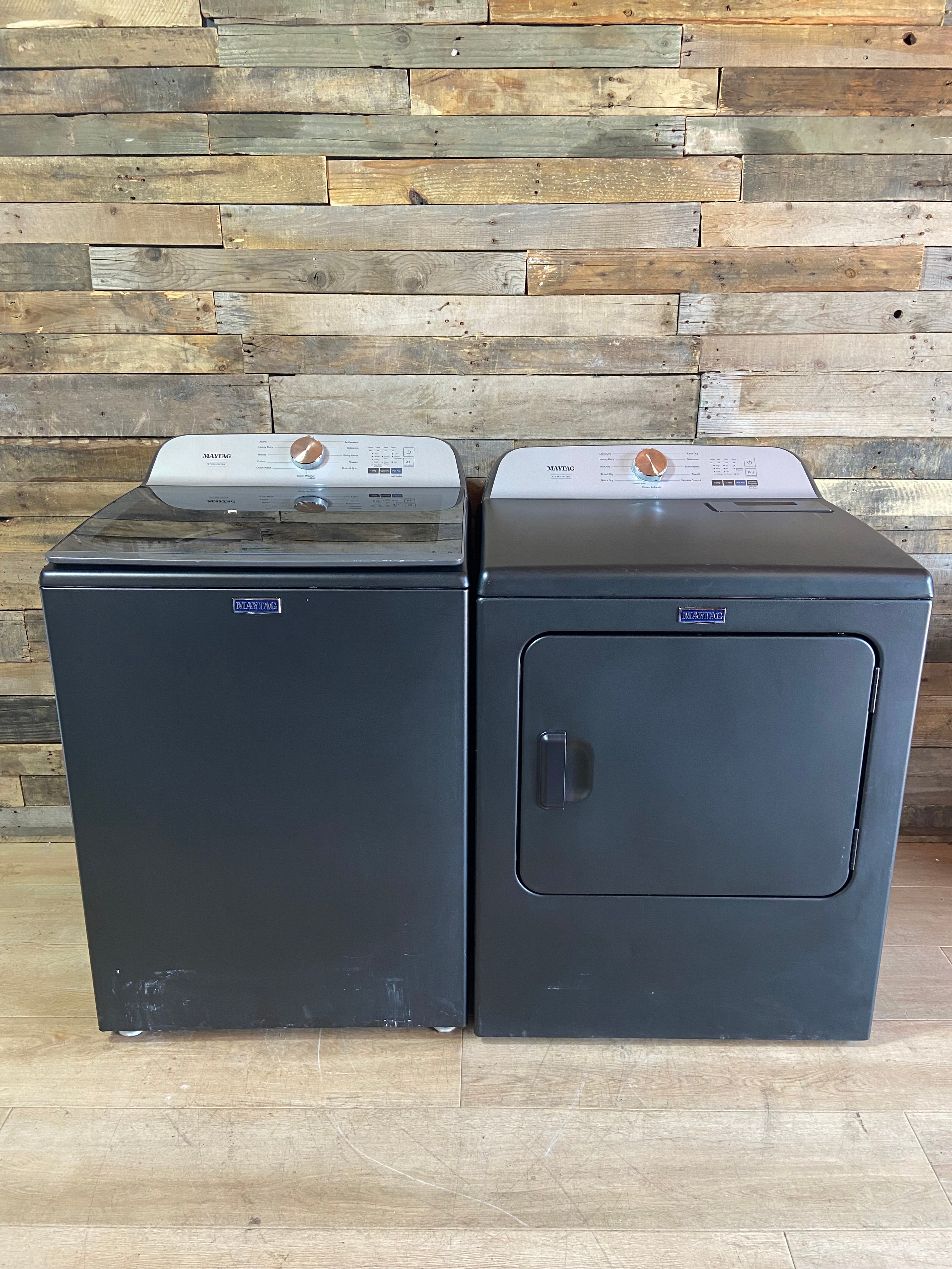 Maytag Pet Pro Large Capacity Washer & Dryer Set