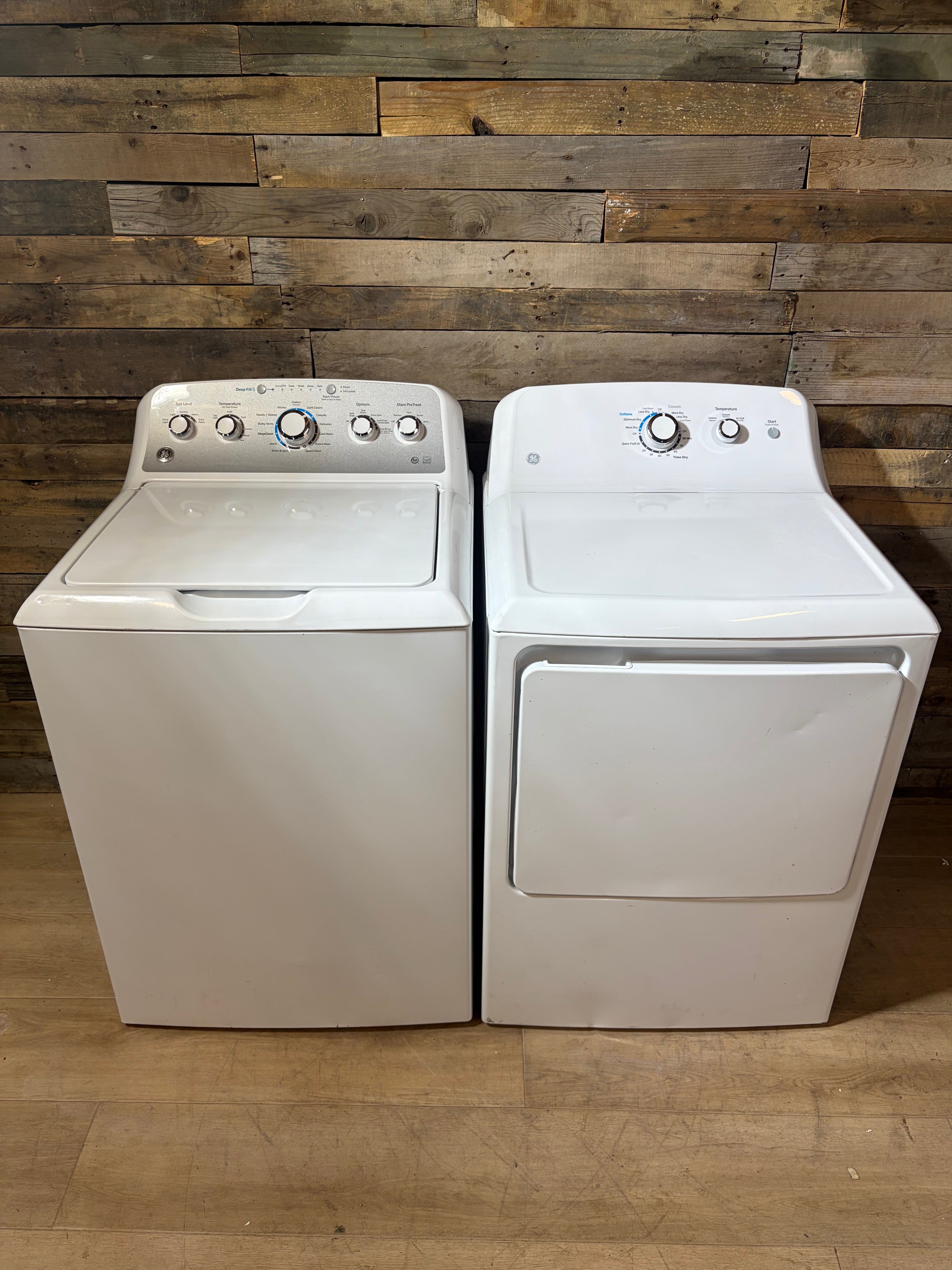 White GE Top Load Set With Agitator