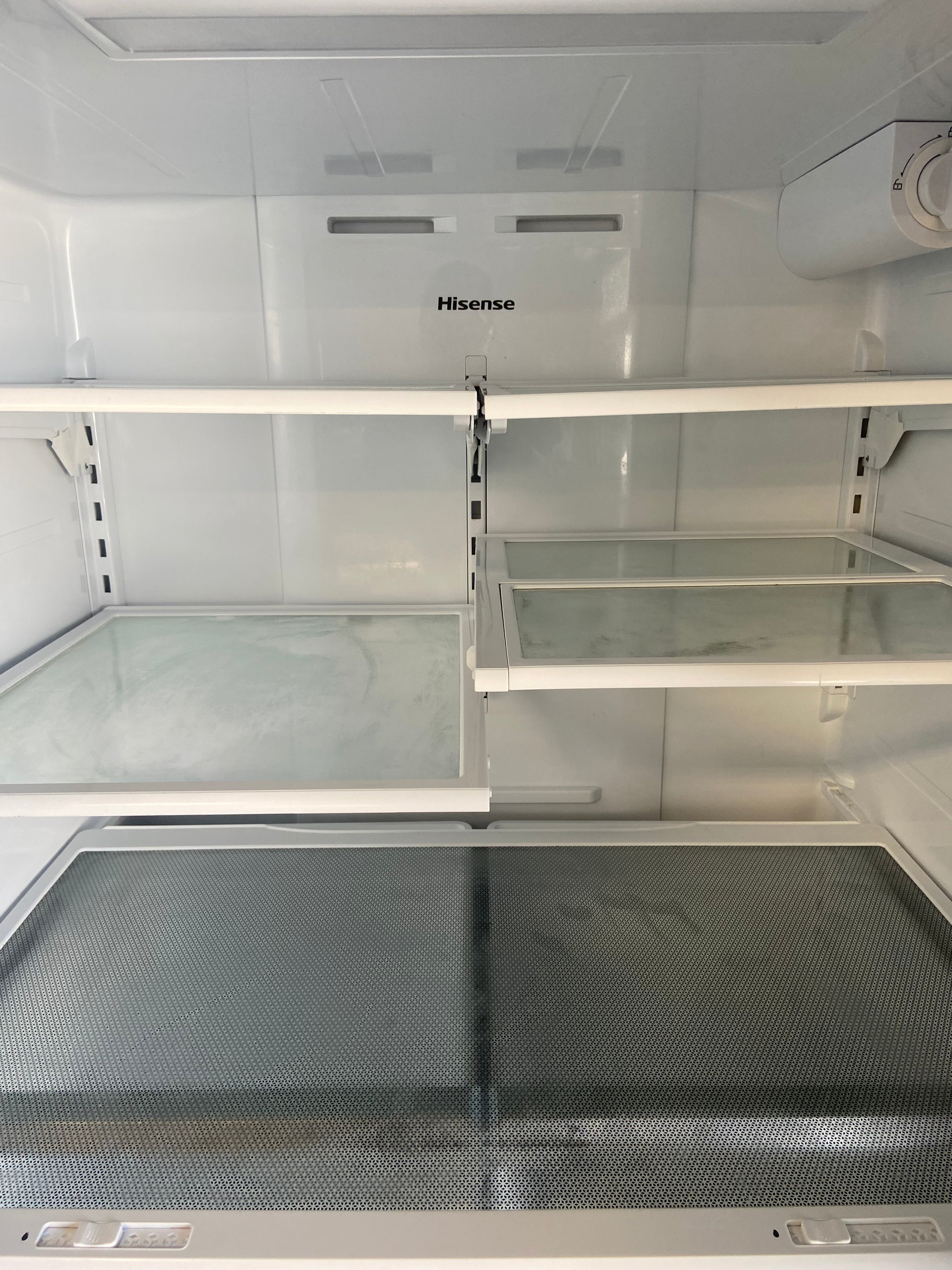 Hisense Pure Flat Standard Depth 26”