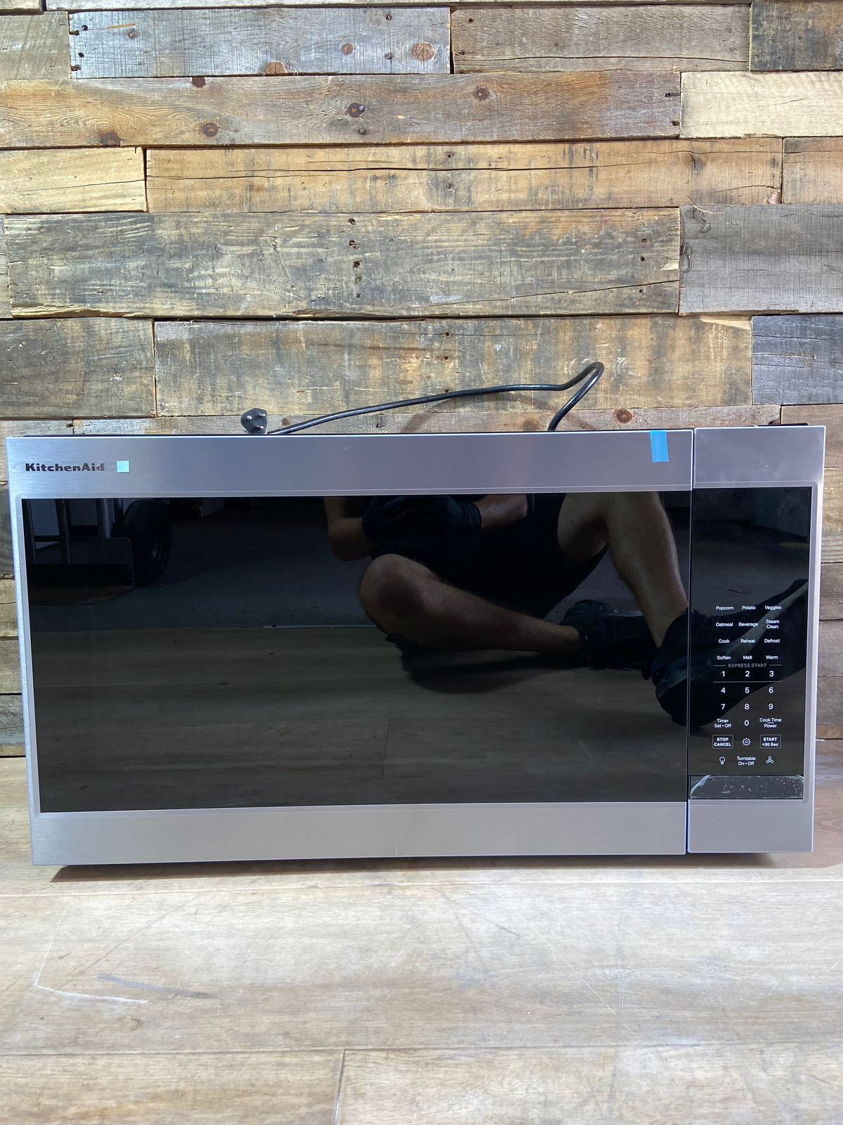 KitchenAid 1.9-cu ft Over-the-Range Microwave with Sensor Cooking ( PrintShield Stainless )