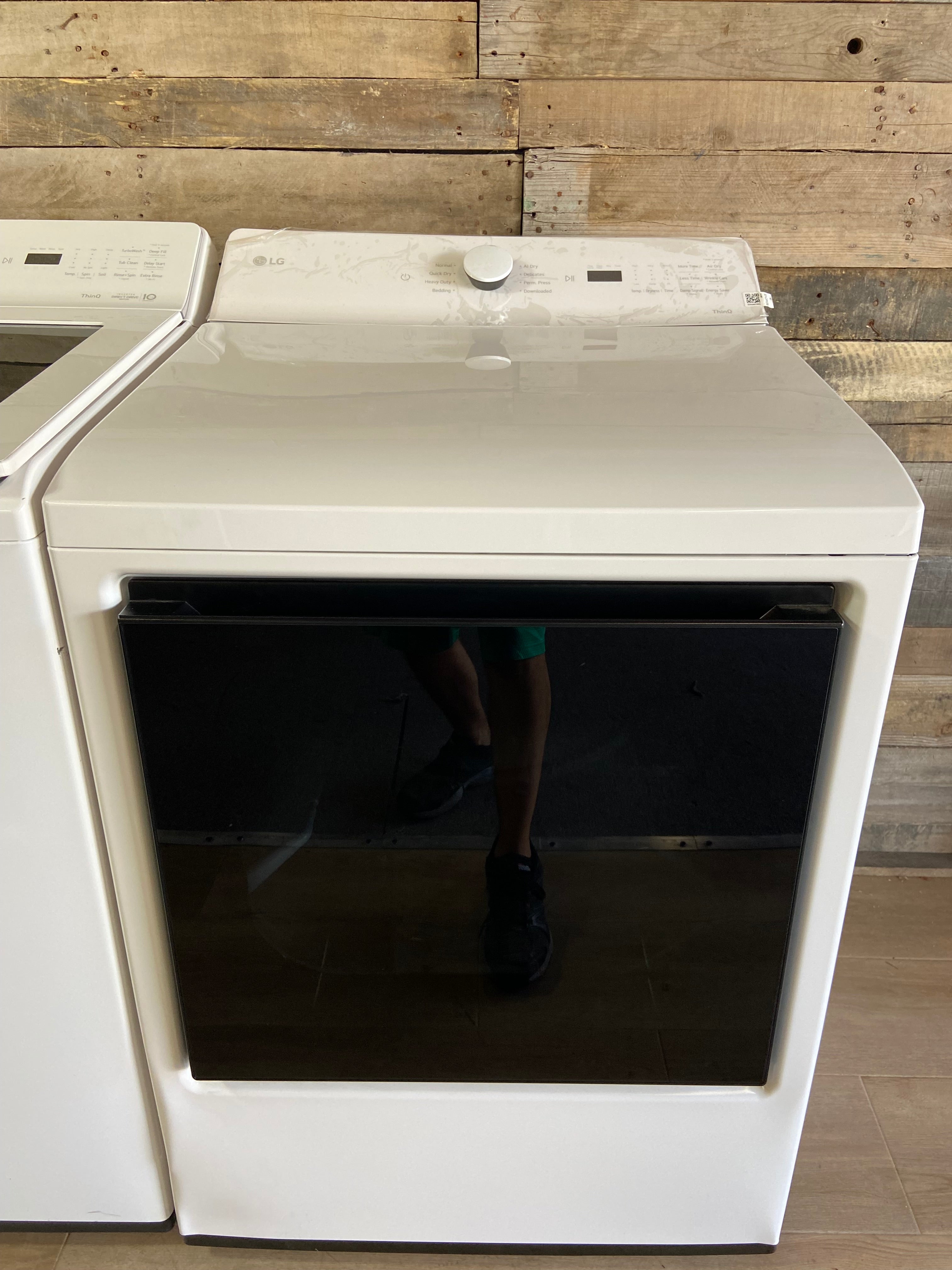 LG THINQ Washer & Electric Dryer Set – White