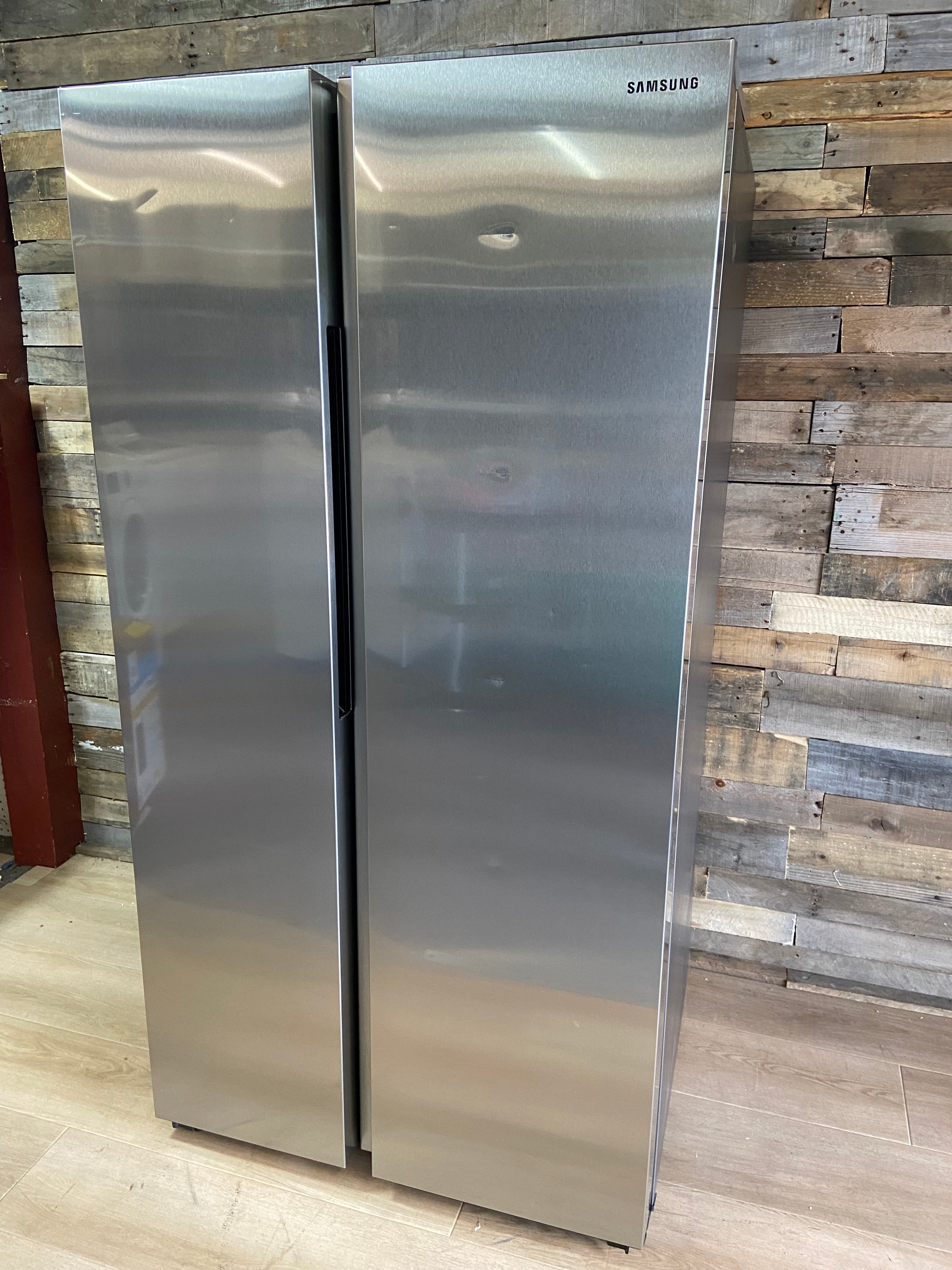 Samsung 36" 28 Cu. Ft. Fingerprint Resistant Stainless Steel Side-by-Side Refrigerator