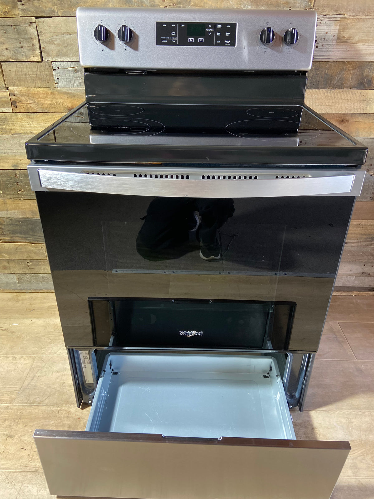 Whirlpool Stainless Steel 4 Burner Range
