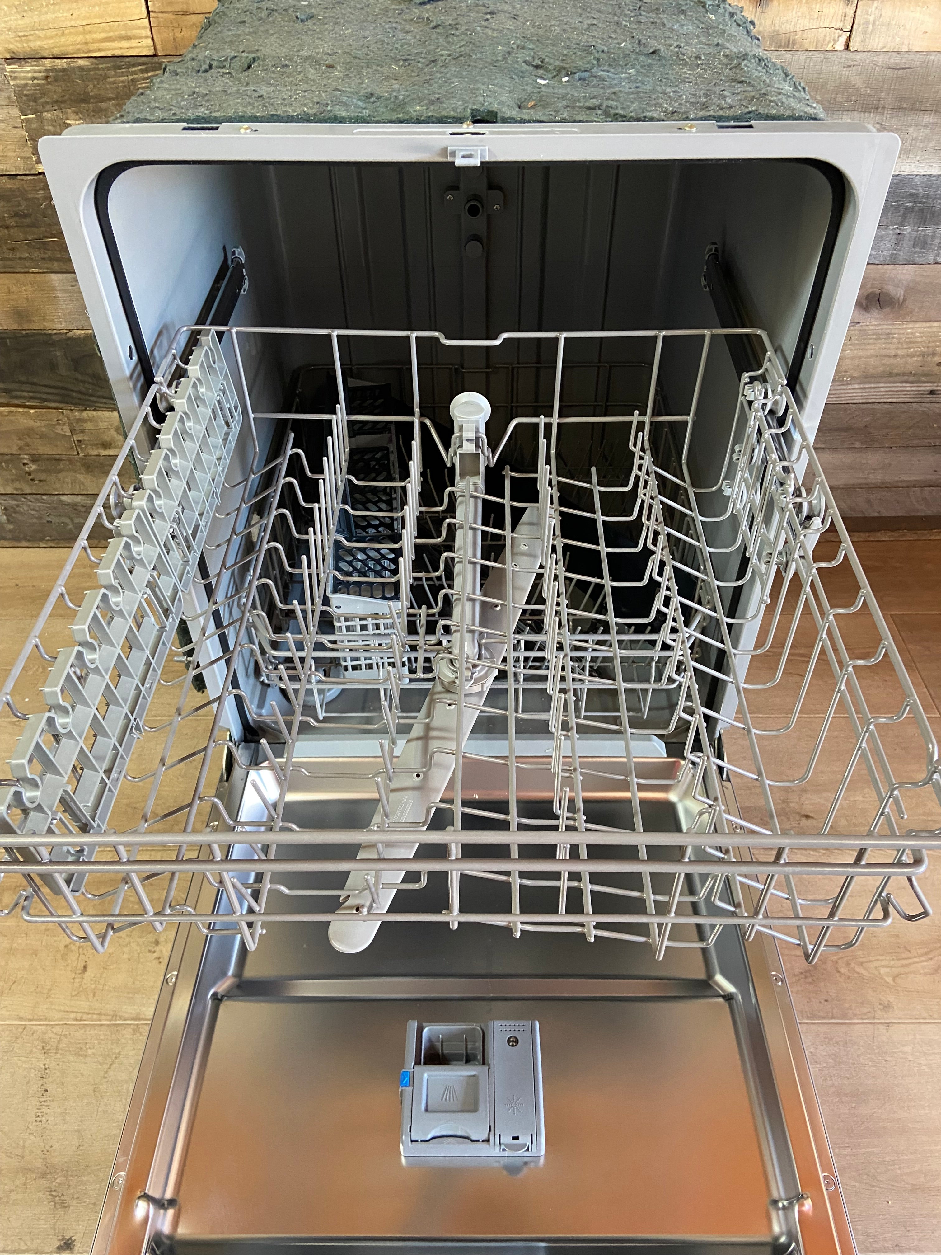 Samsung 24” Stainless Steel Built-In Dishwasher