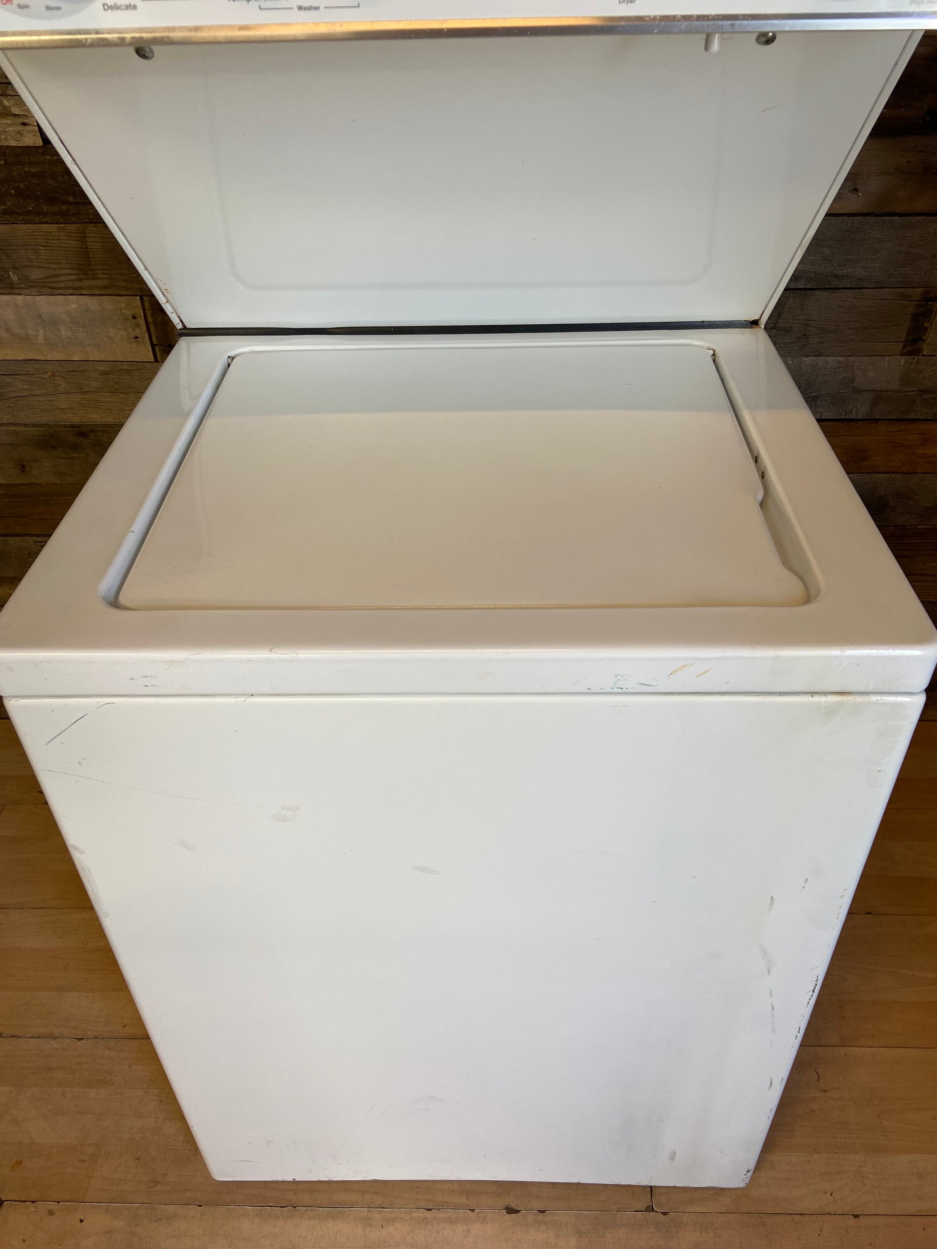 Whirlpool 24” Thin Twin Stackable 240v