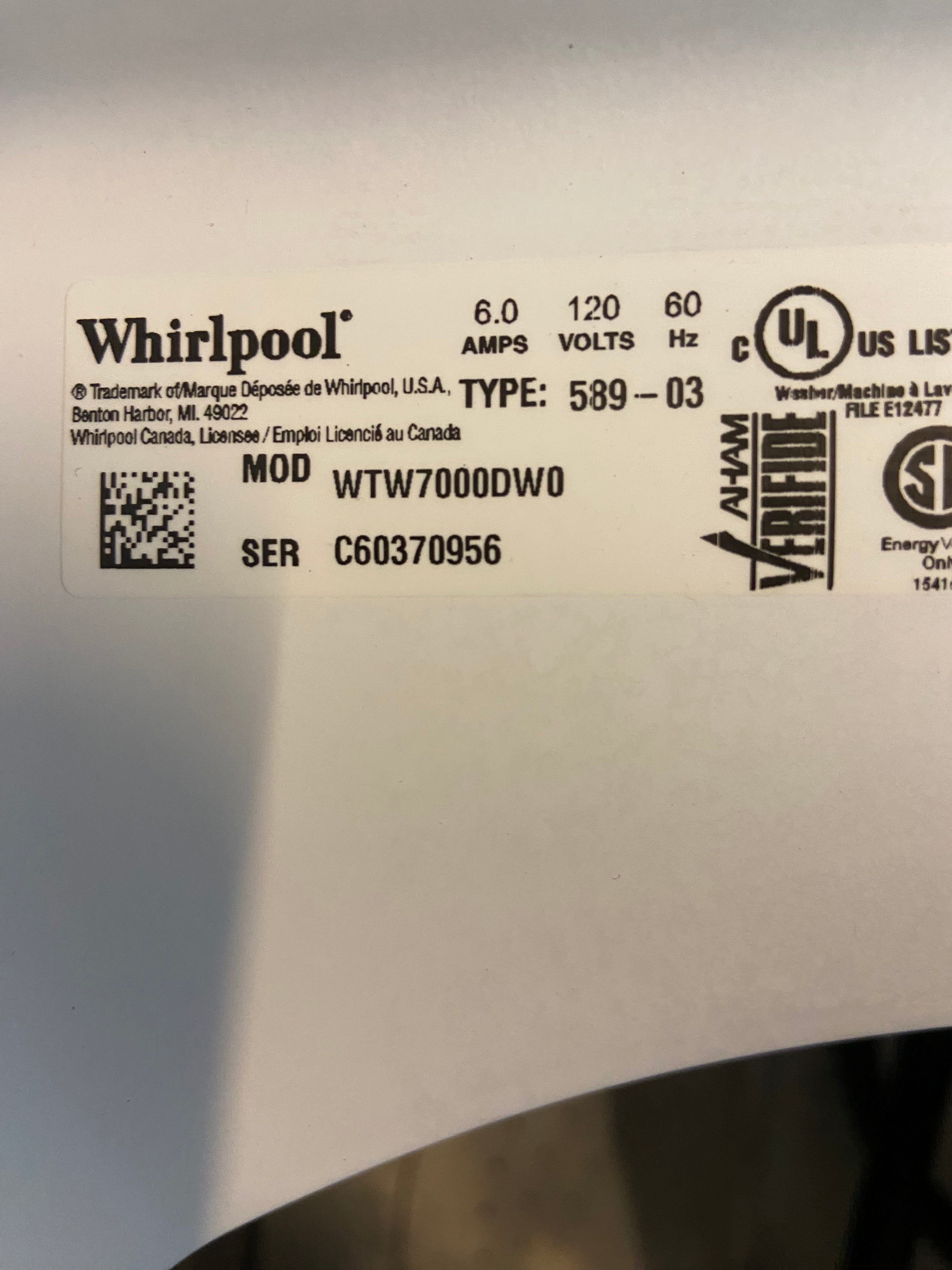 White Whirlpool Cabrio Large Capacity Top Load Washer