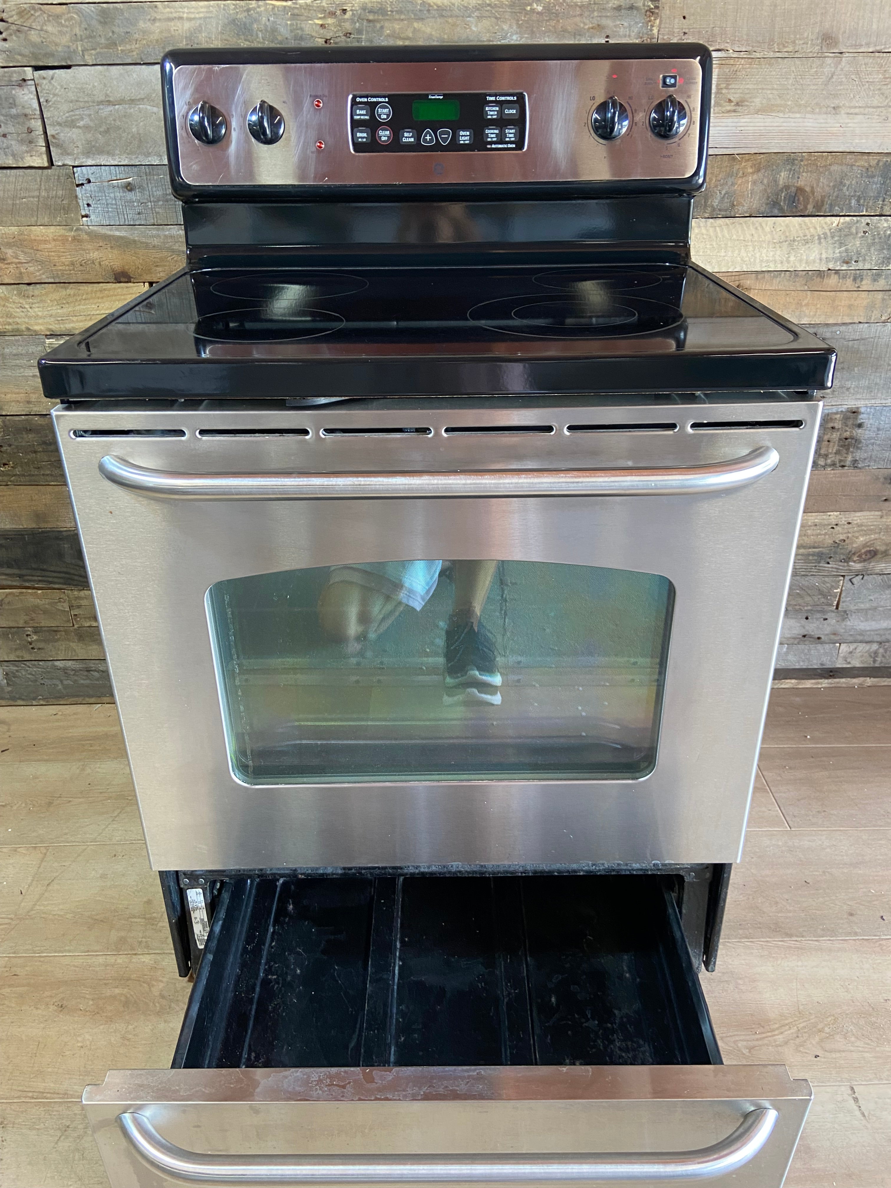 GE 4 Burner Stainless Steel Range