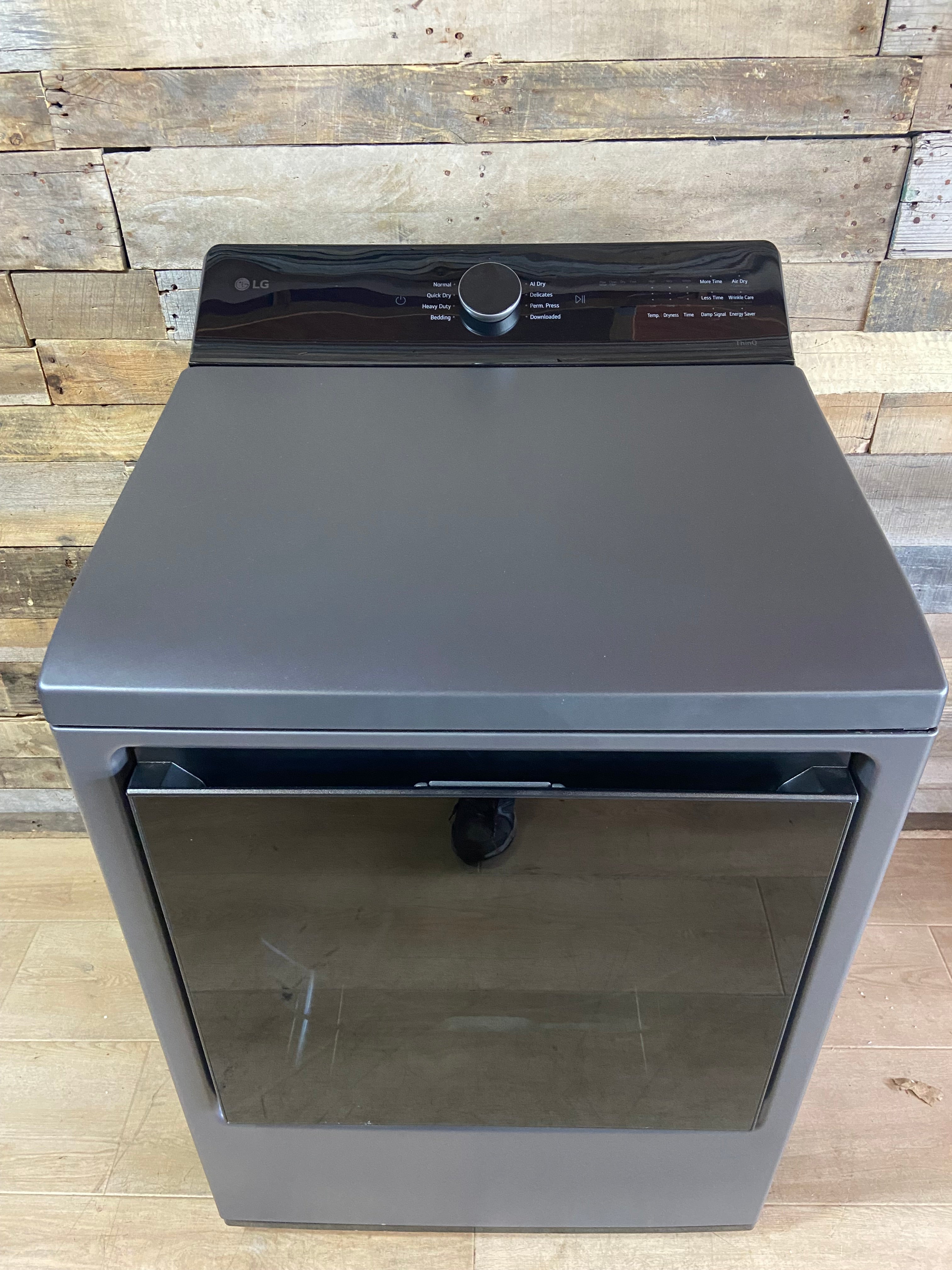 LG 7.3-cu ft Vented Electric Dryer with Steam Cycle (Matte Black)