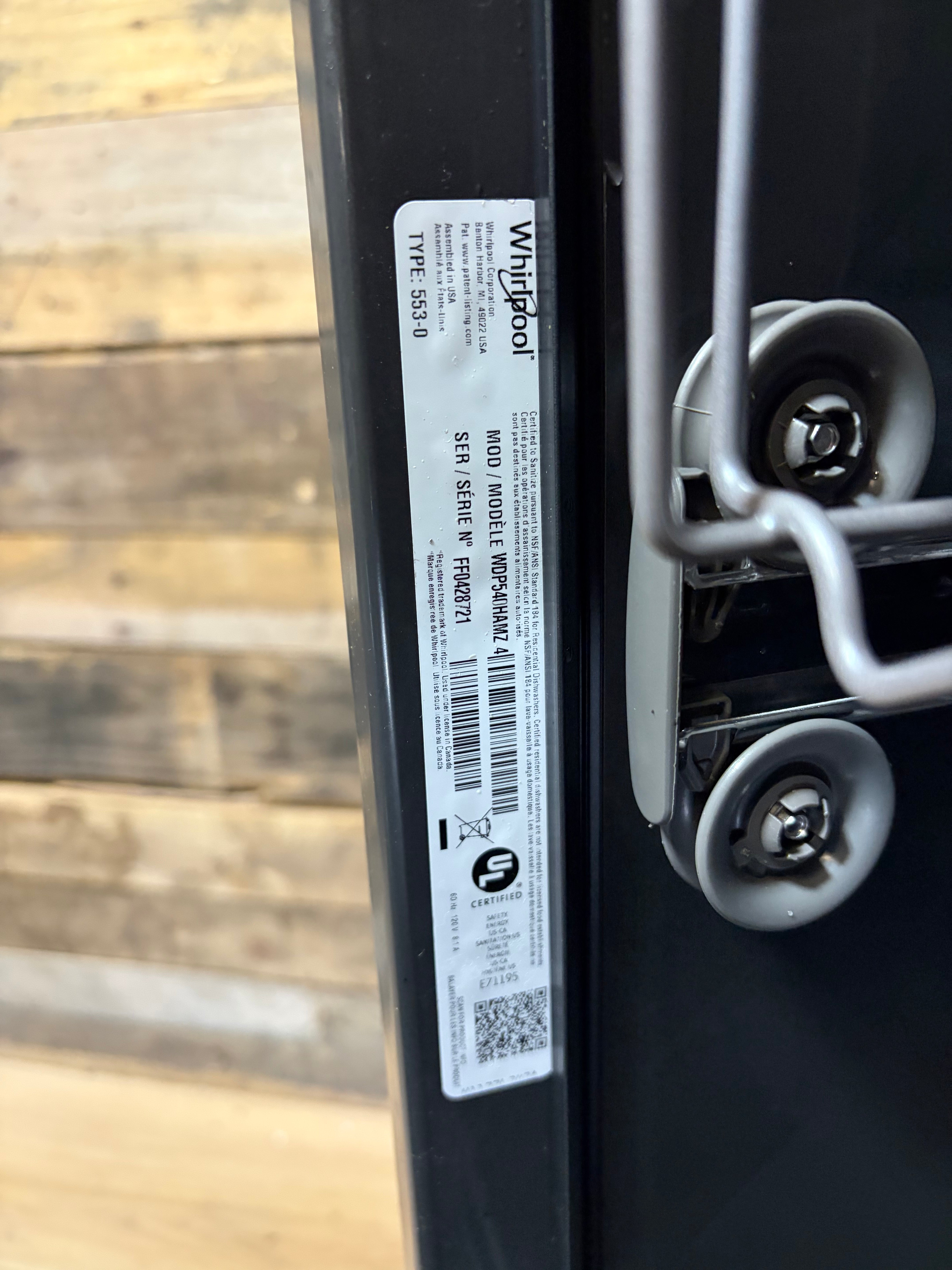 Whirlpool® 24" FingerPrint Resistant Stainless Steel Built In Dishwasher