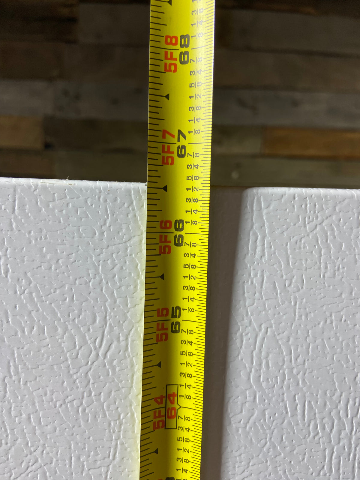 GE Top Bottom Refrigerator With Ice Maker