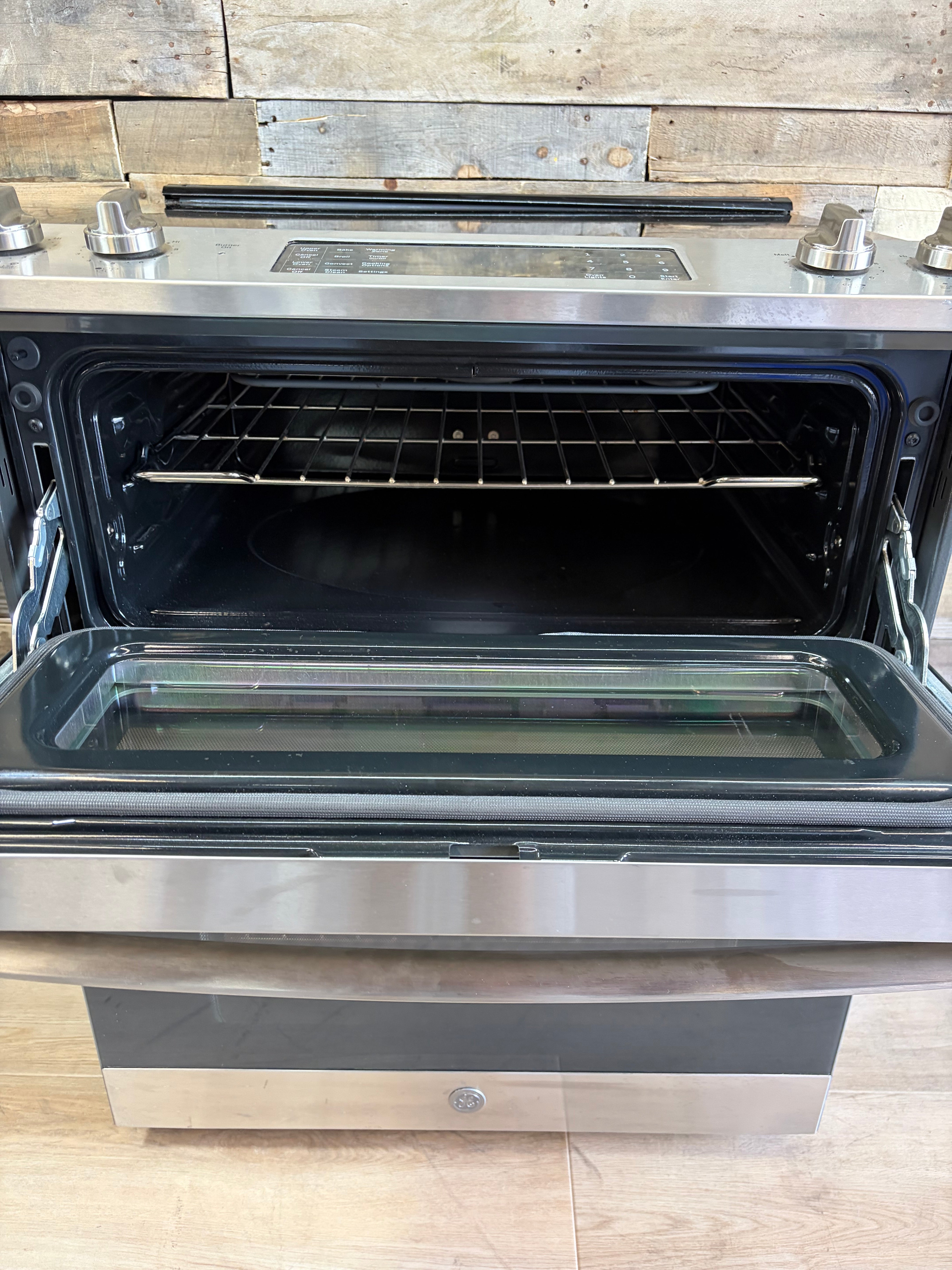 GE 30” Slide-In Electric Convection Double Oven Range (Stainless Steel)