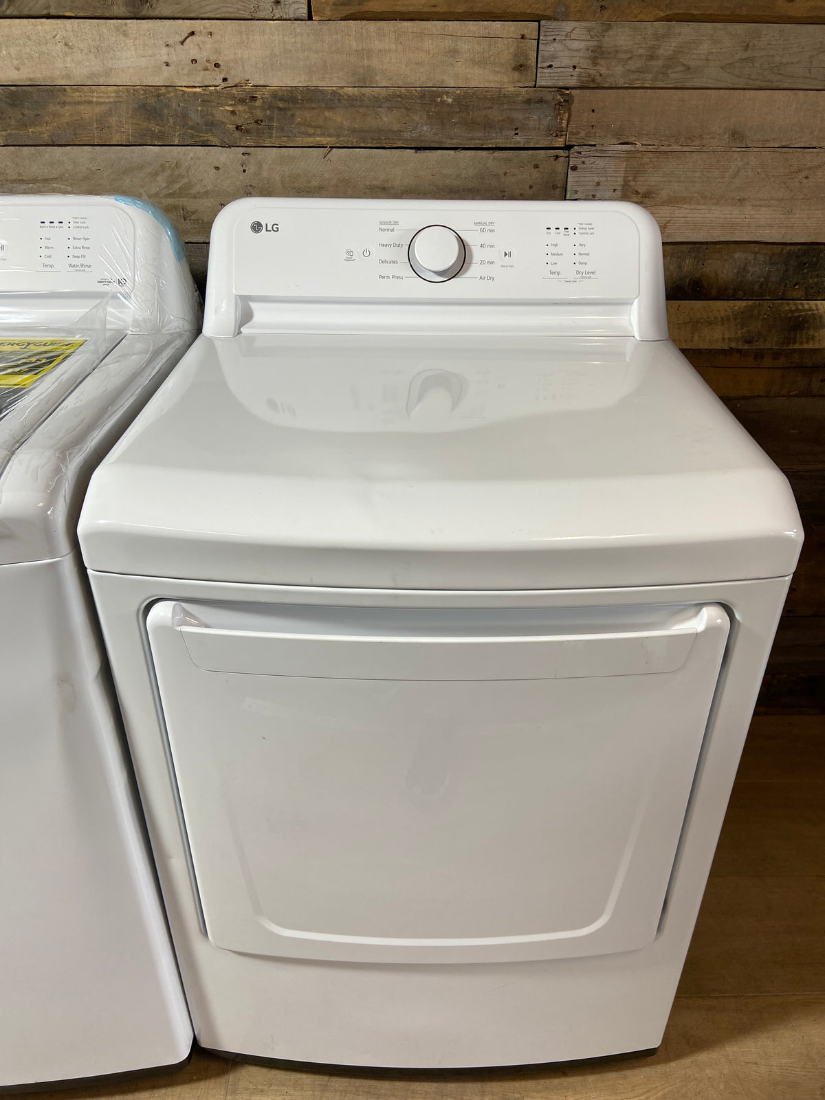LG Agitator Medium 4.1-cu ft Top-Load Washer and Dryer Set