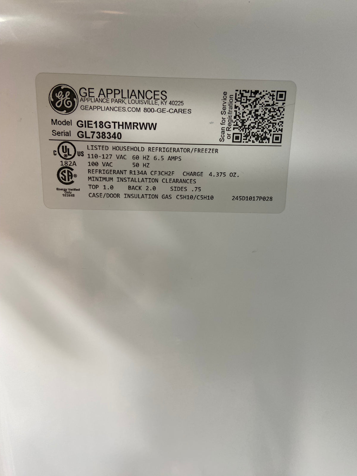 GE White Top/Bottom Refrigerator With Ice Maker
