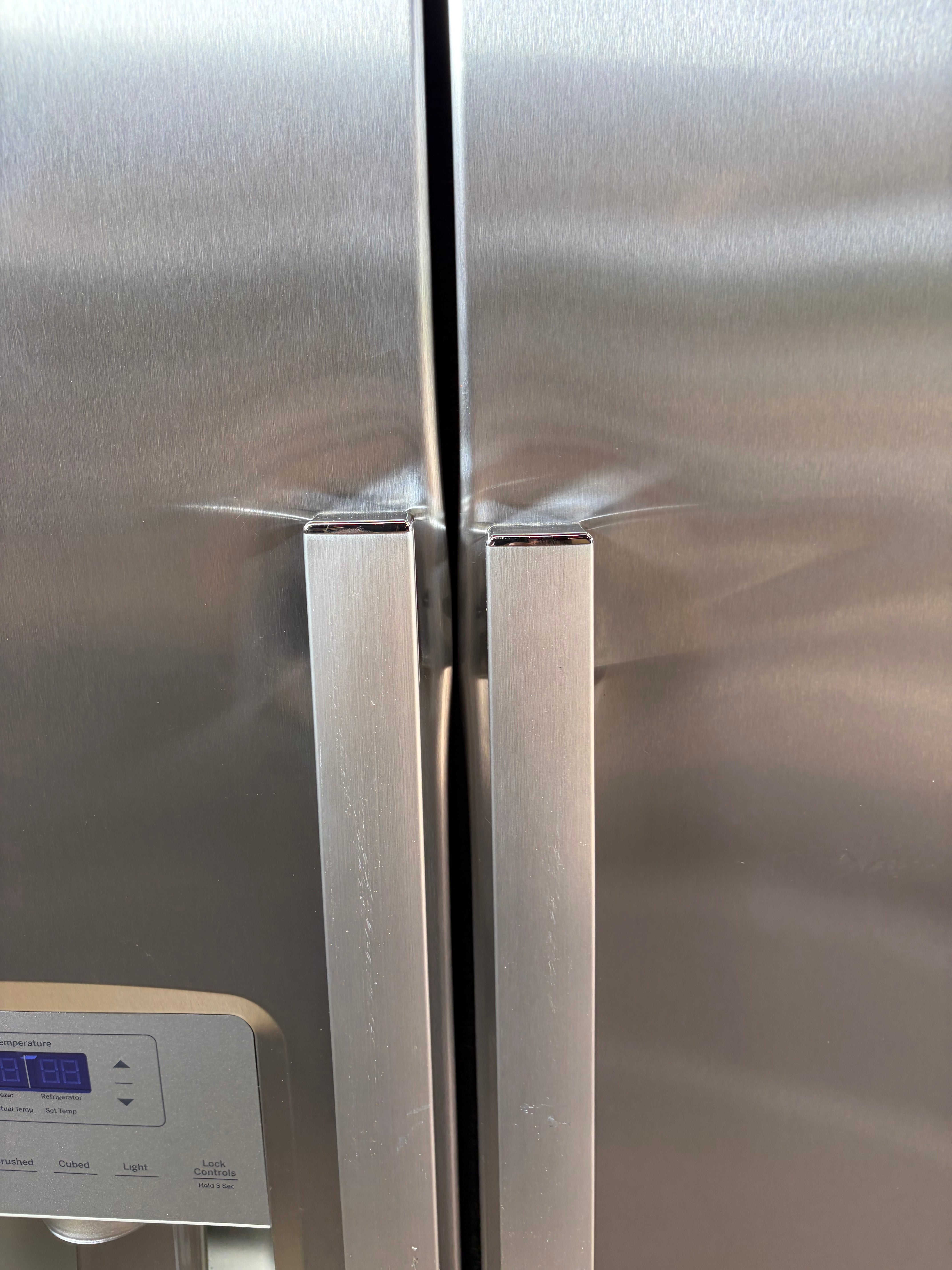 21.8 Cu. Ft. Counter-Depth Side-by-Side Refrigerator (Fingerprint-Resistant Stainless Steel)