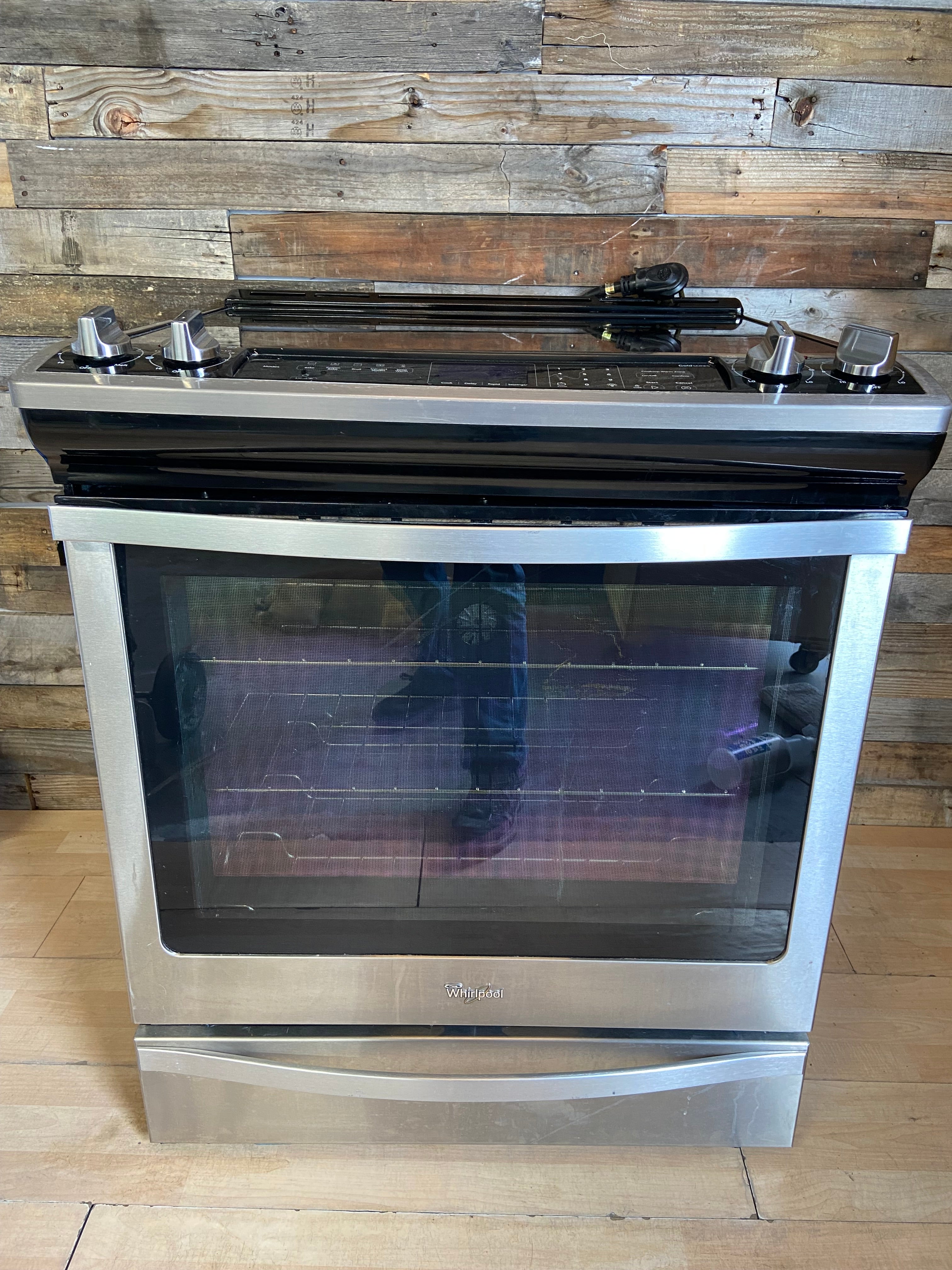 Whirlpool Slide In 5 Burner Convection Range
