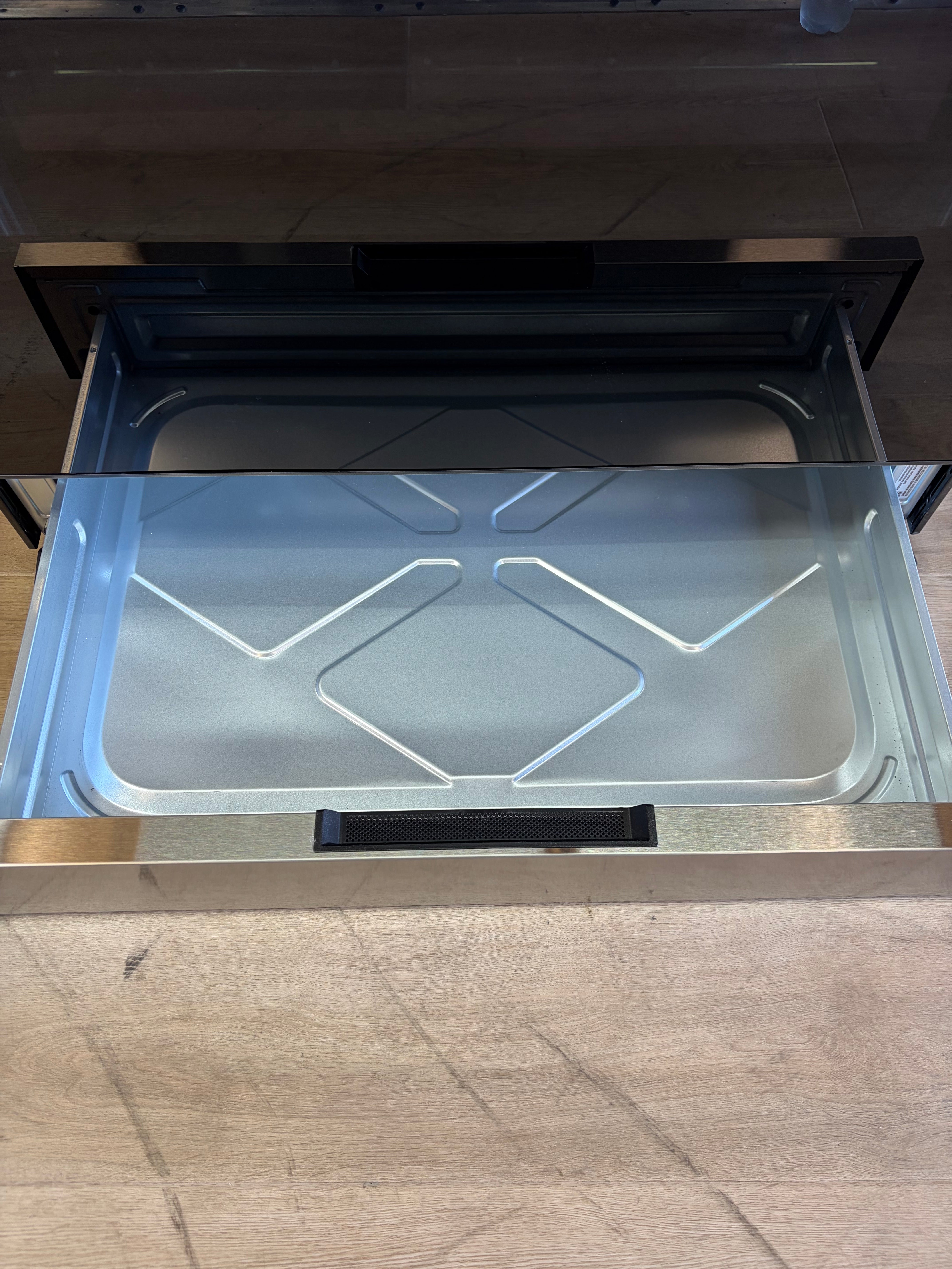 Samsung Bespoke 6.3 cu. ft. Smart Slide-In Electric Range (Stainless Steel)