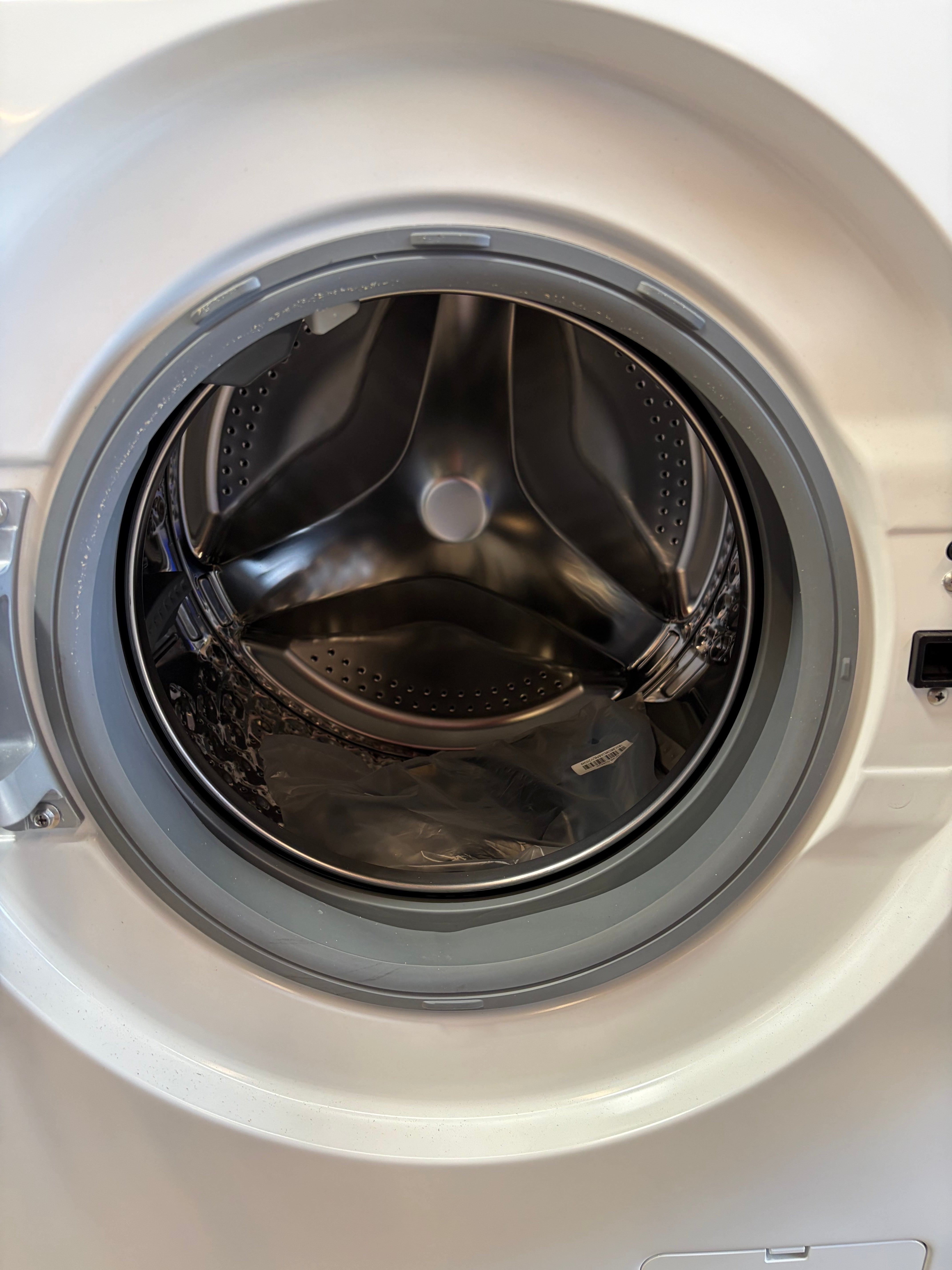 2.5 cu. ft. Compact Front Load Washer and Dryer with AI Smart Dial and Super Speed Wash in White