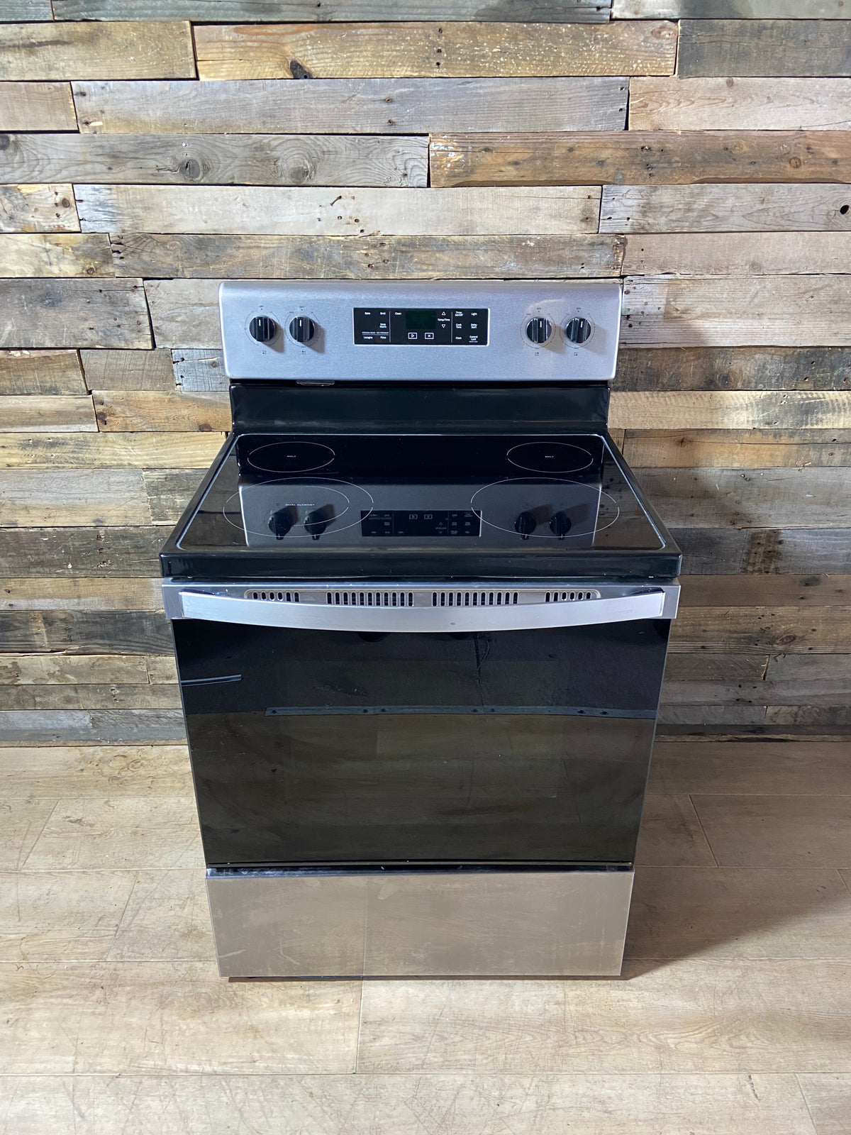 Whirlpool Stainless Steel 4 Burner Range