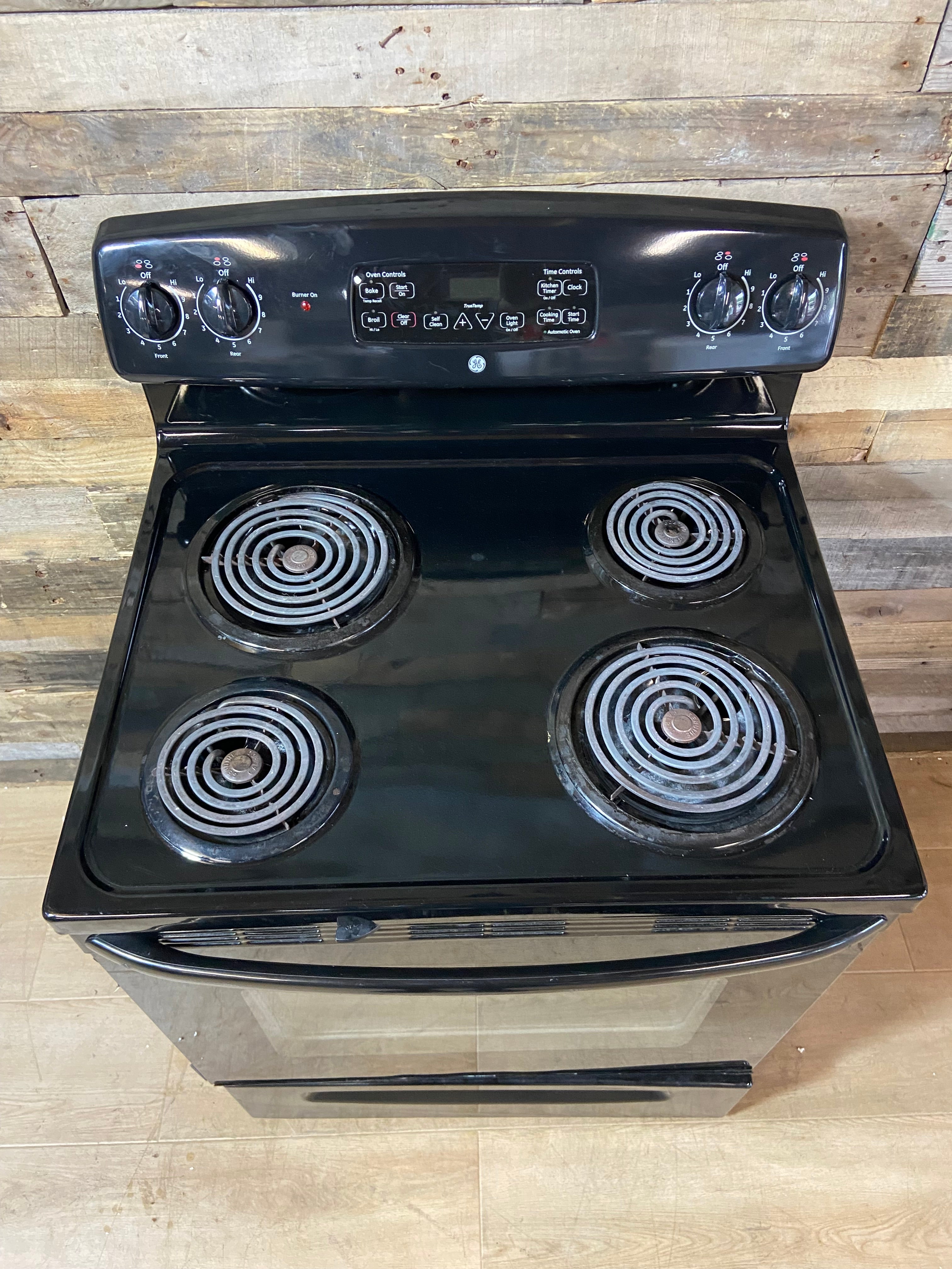 GE Black Coil Top Range