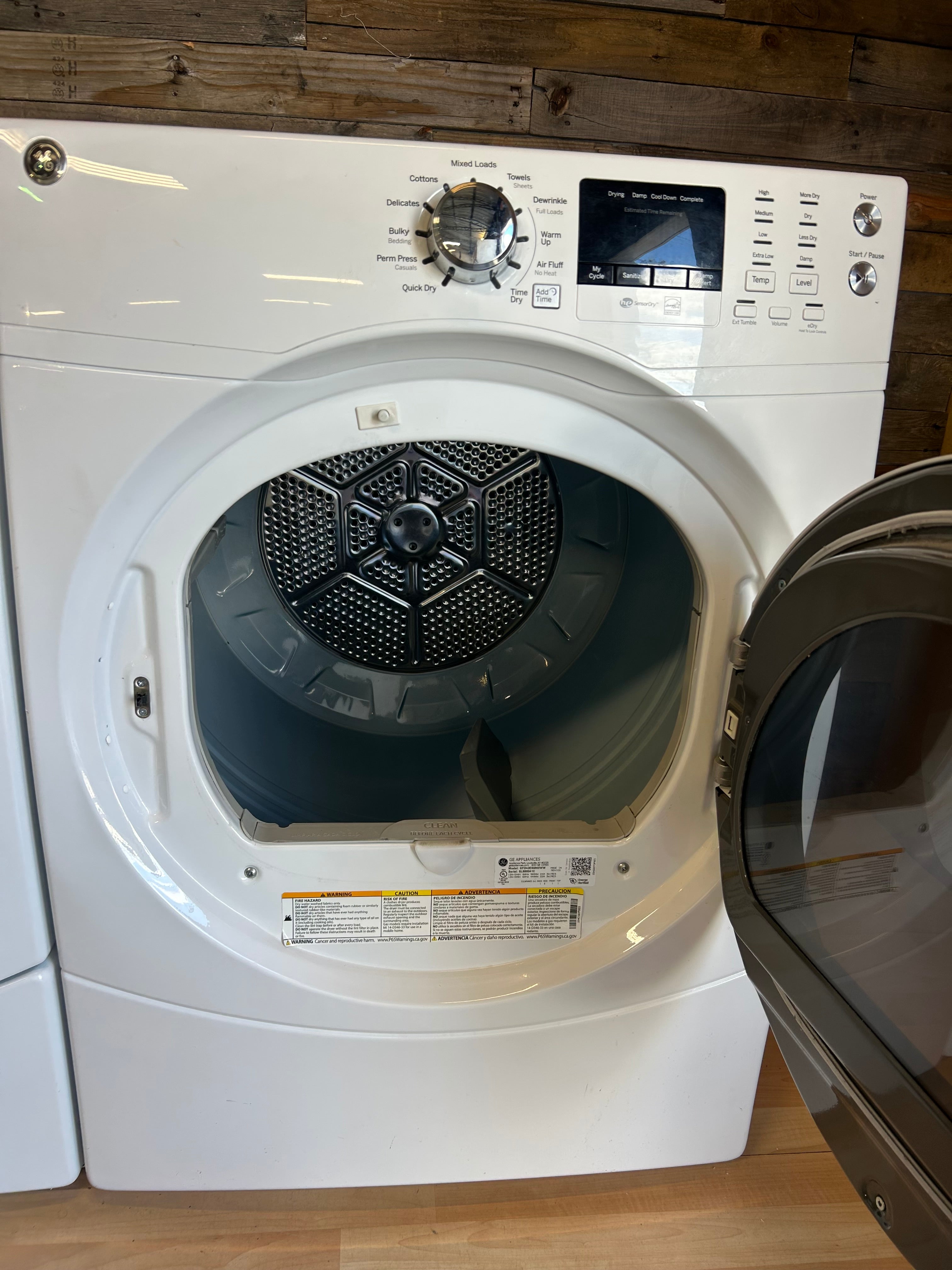 GE White Front Load Set