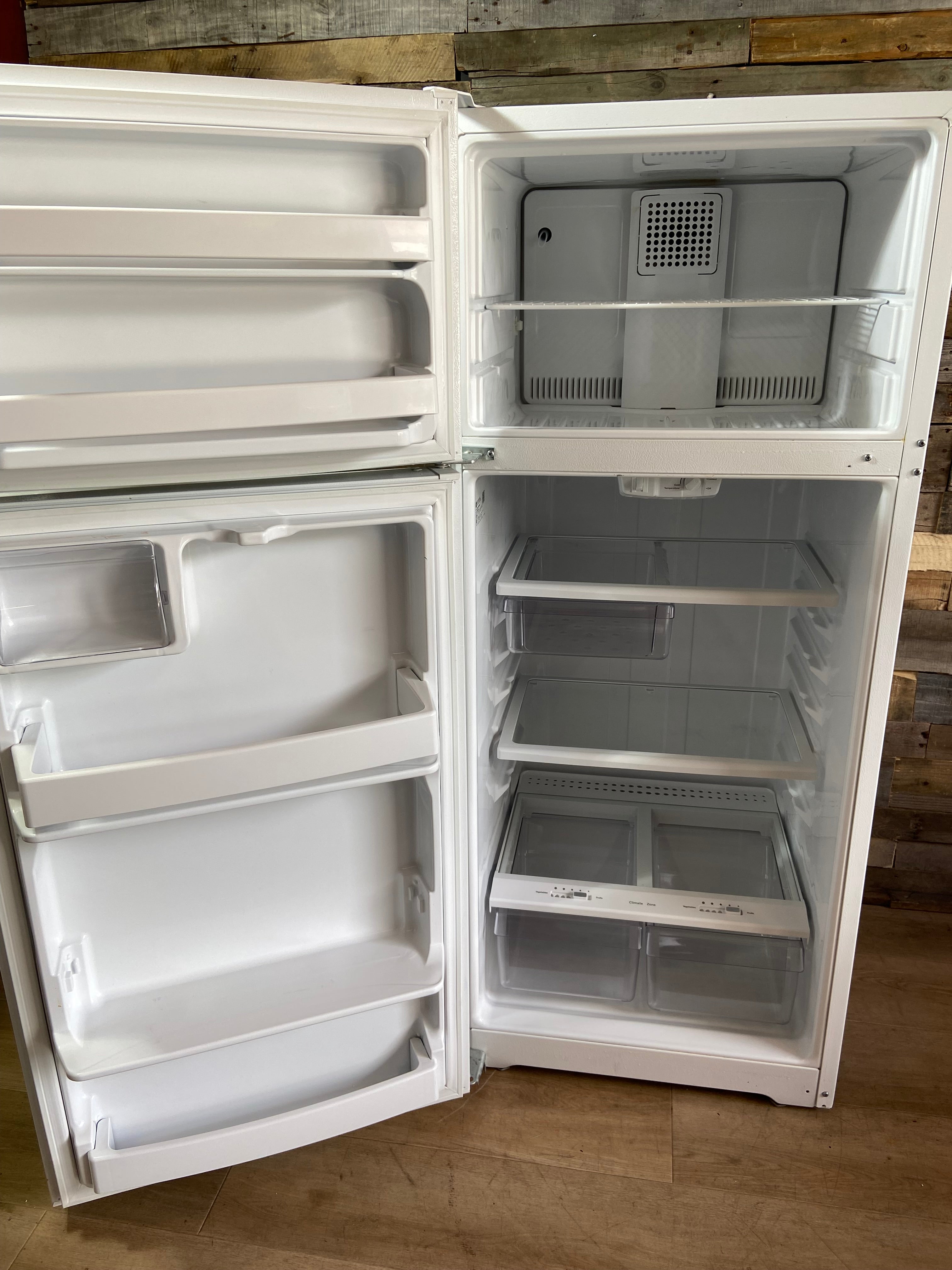 GE White Top/Bottom Refrigerator