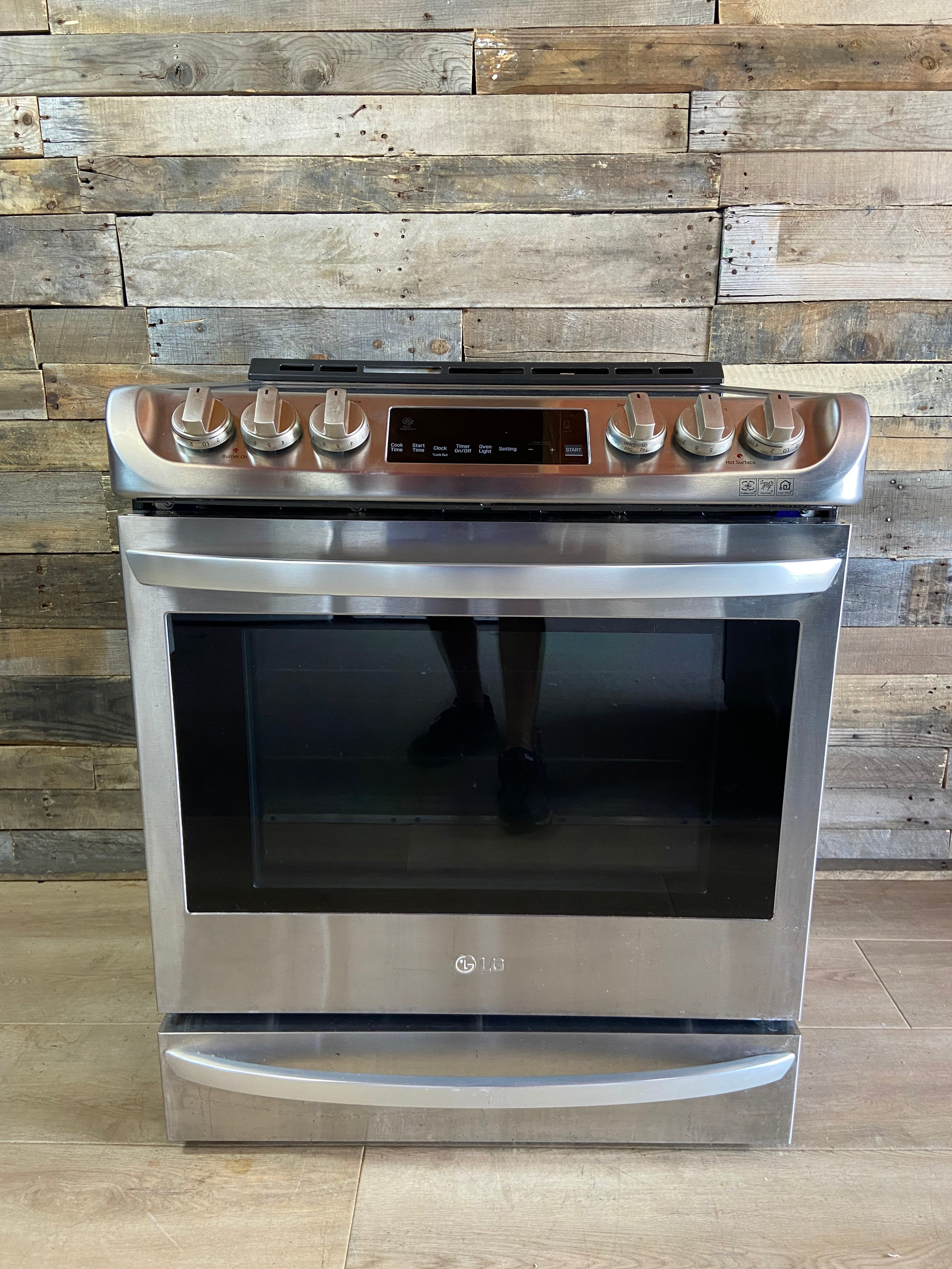 LG Stainless Steel Slide In Convection Oven Range