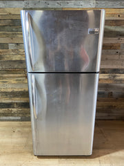 Frigidaire Top Bottom Refrigerator With Ice Maker