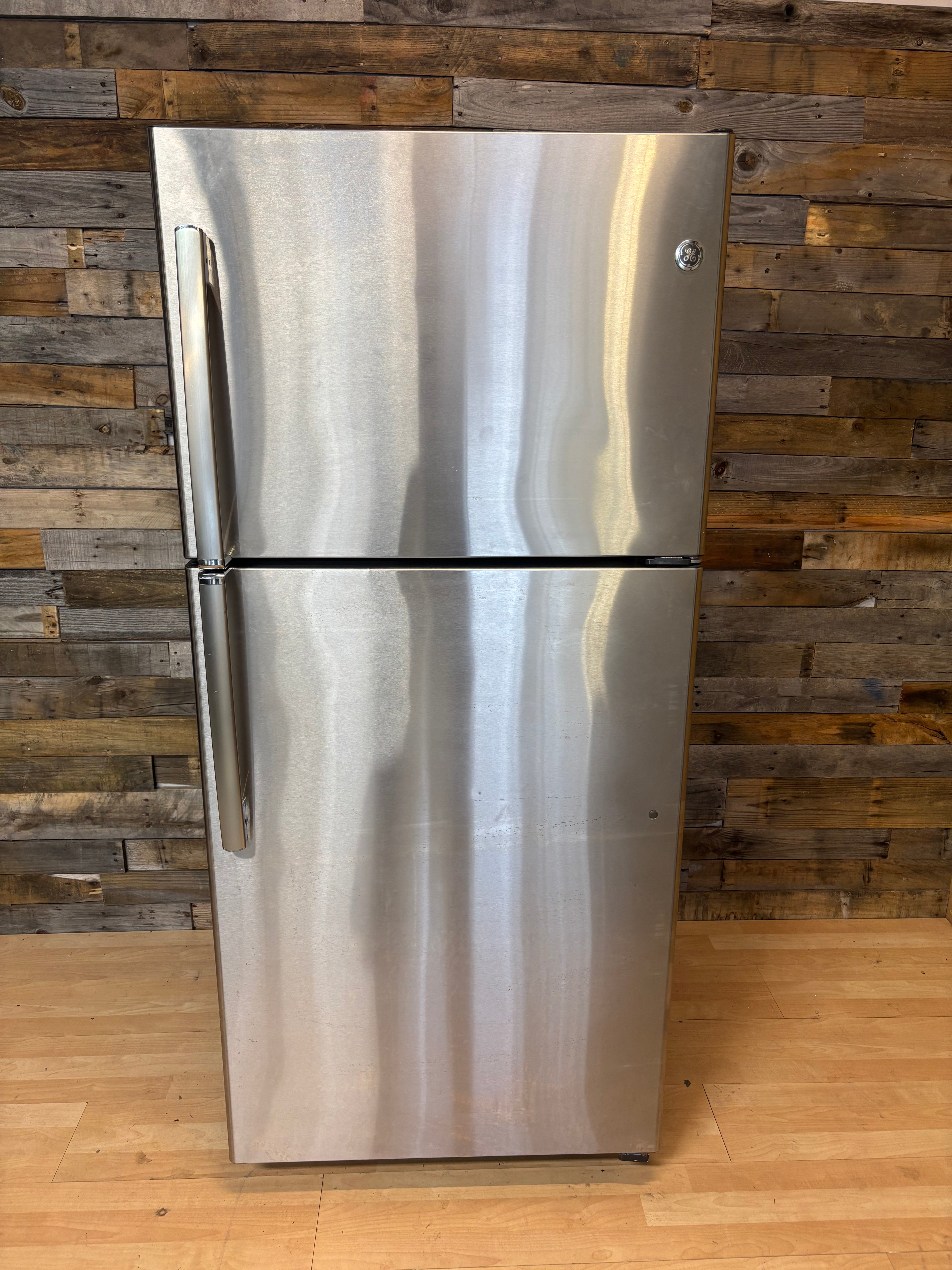 GE Stainless Top Bottom Fridge