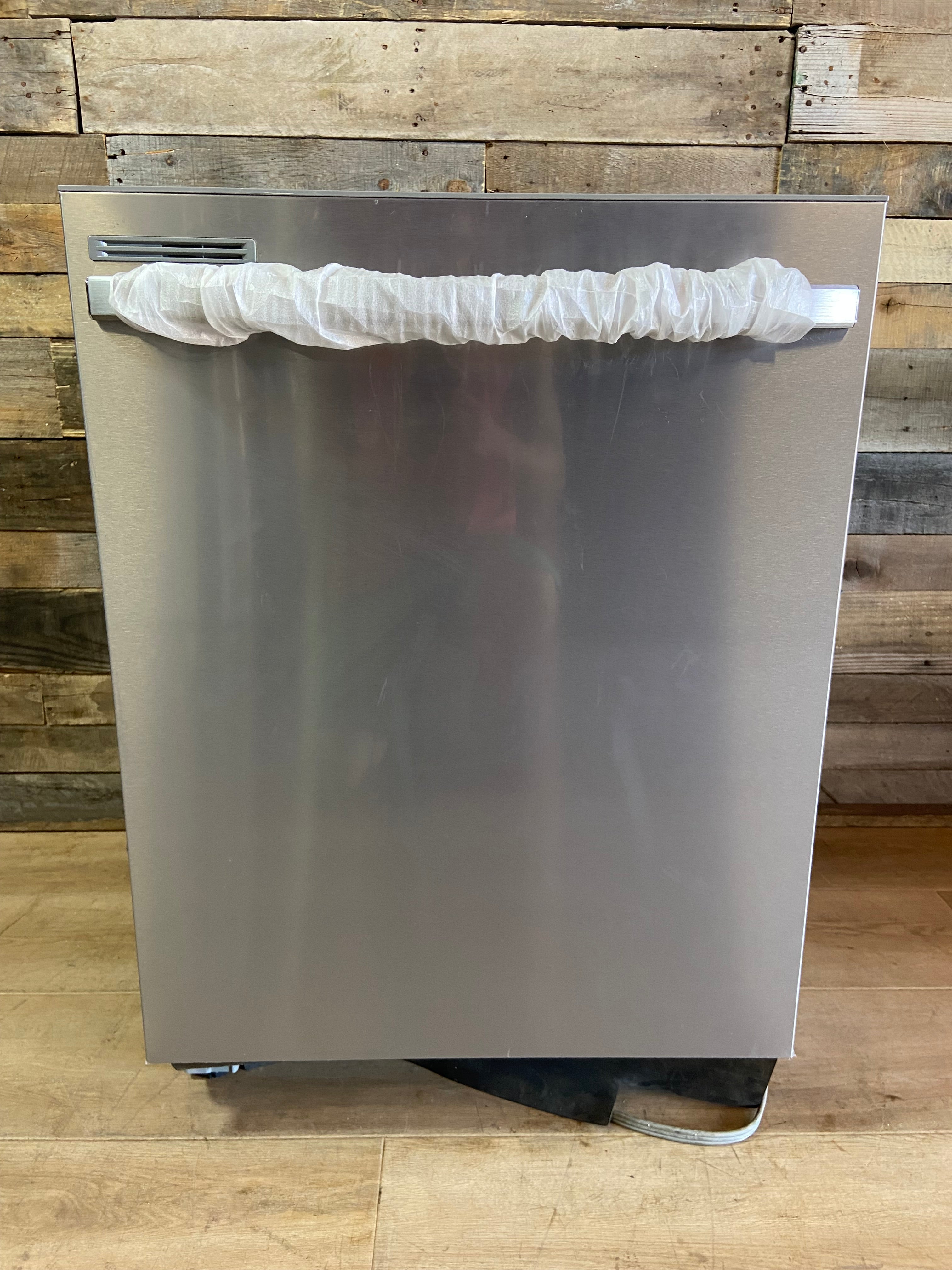 Samsung 24” Stainless Steel Built-In Dishwasher