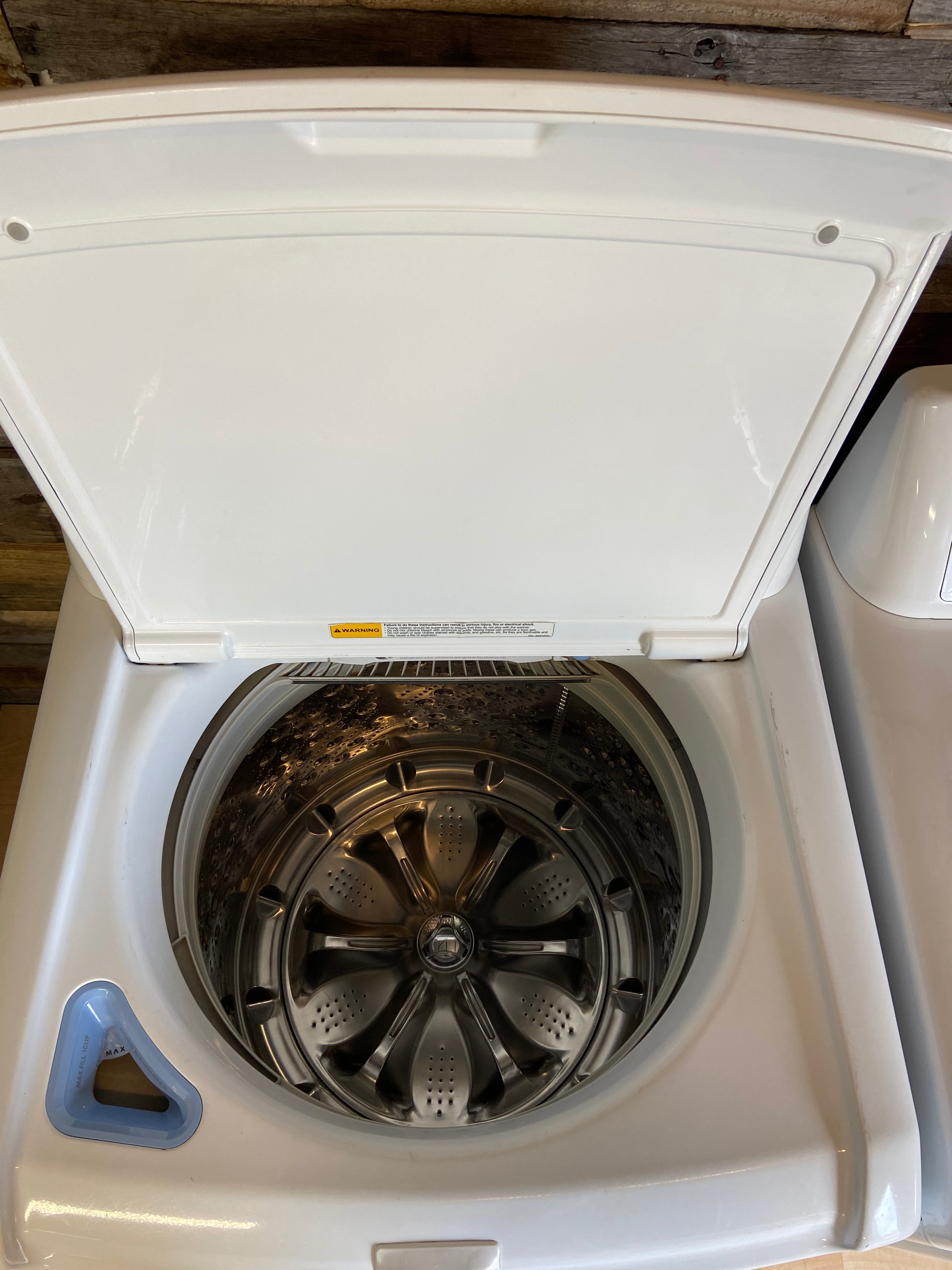 LG White Top Load Set