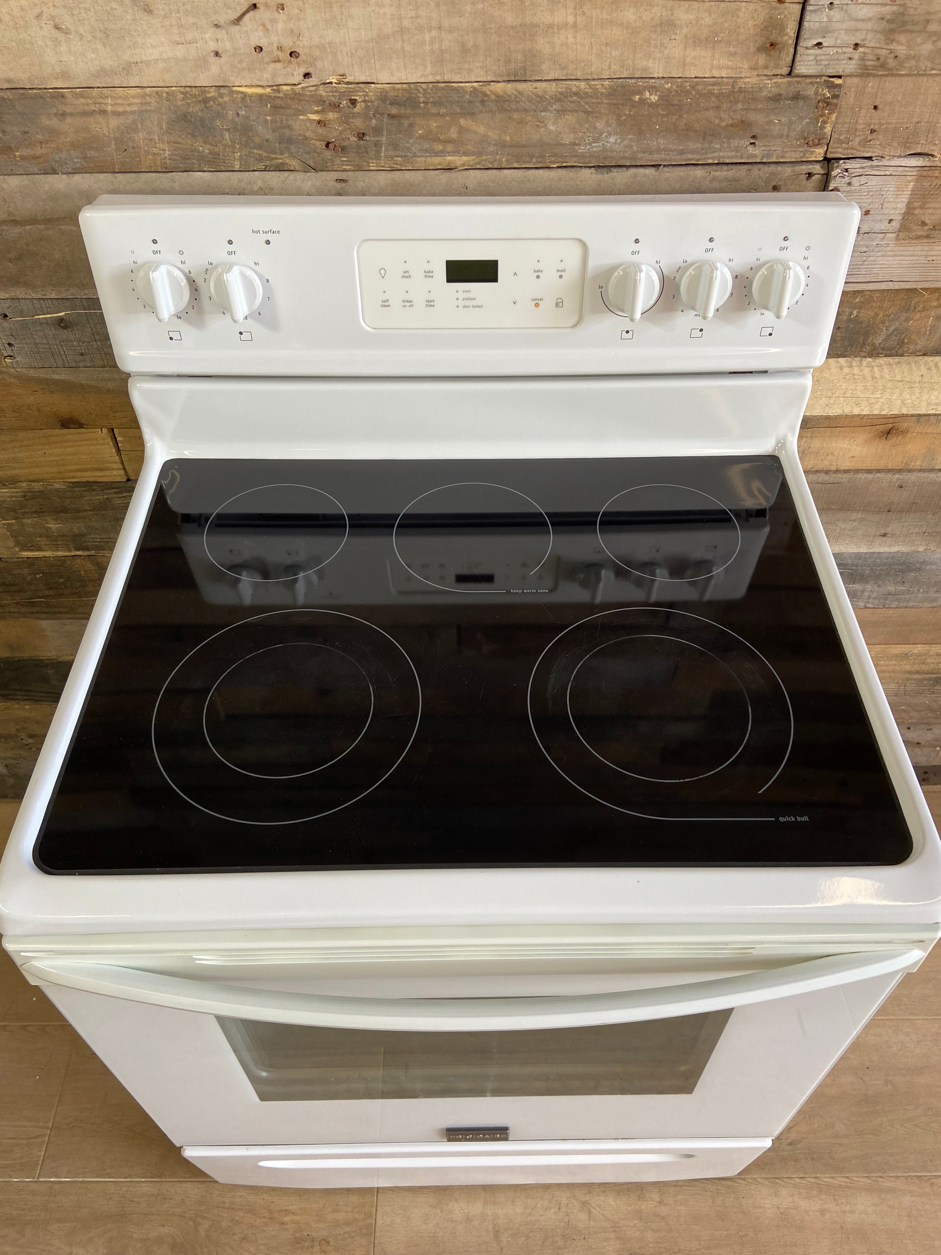 Frigidaire Gallery White Glass Top 5 Burner Range