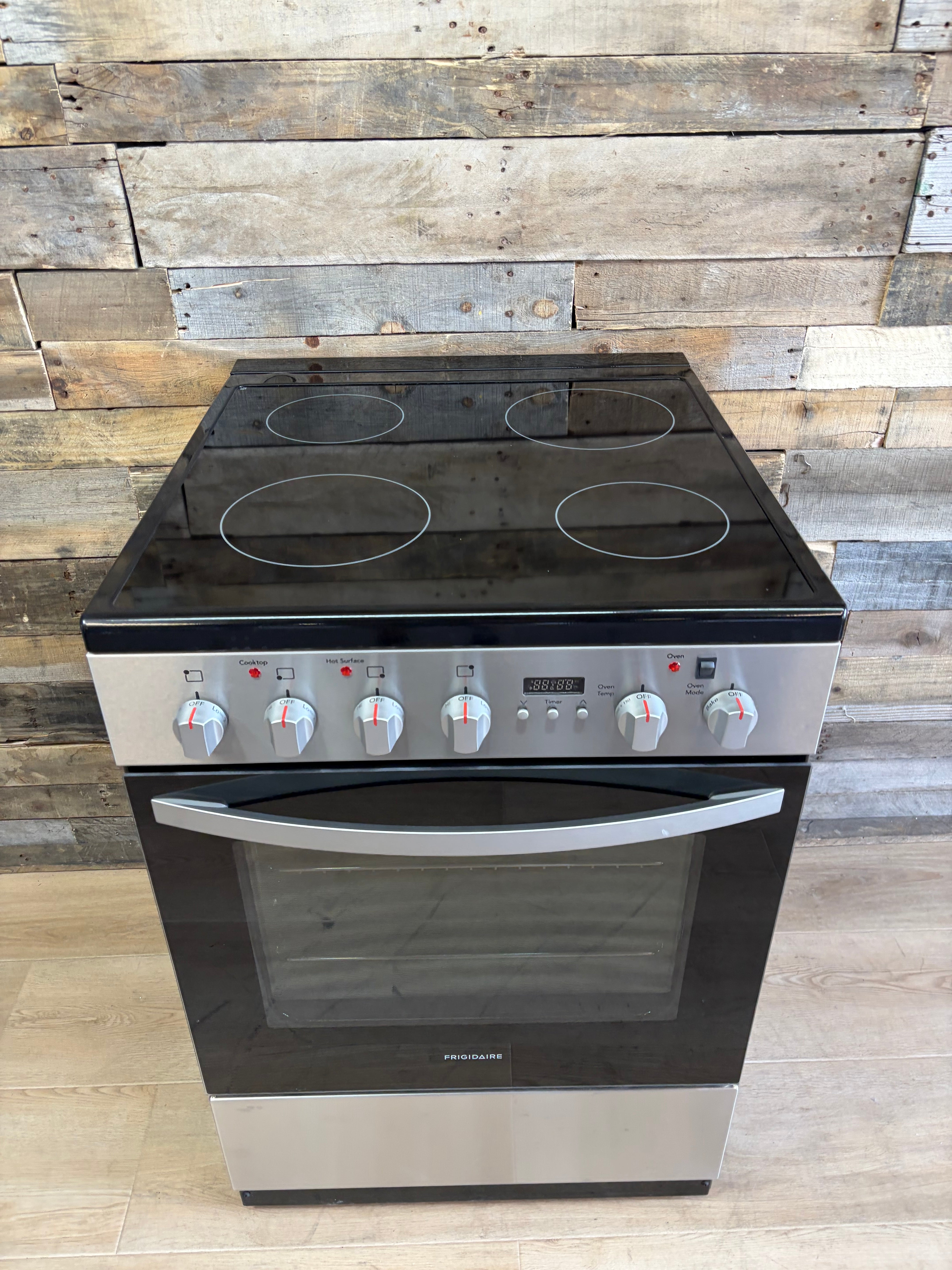 Frigidaire 24" Freestanding Electric Range (Stainless Steel)