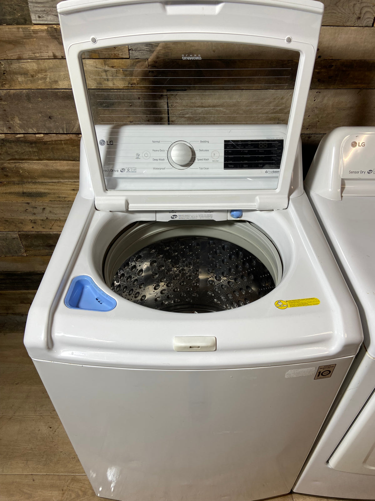 LG Direct Drive Large Capacity Washer & Dryer Set