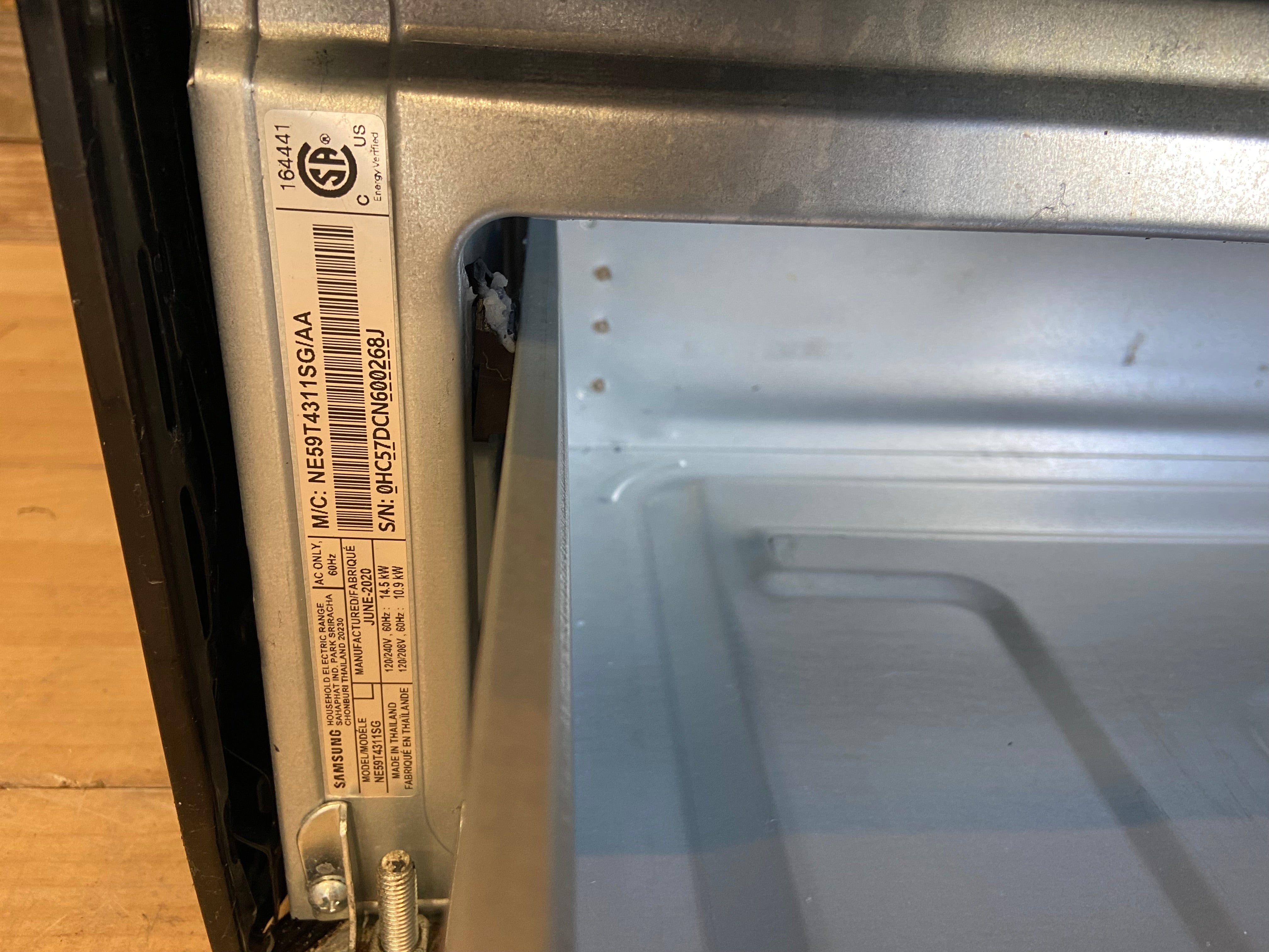 Black Stainless 5 Burner Samsung Range