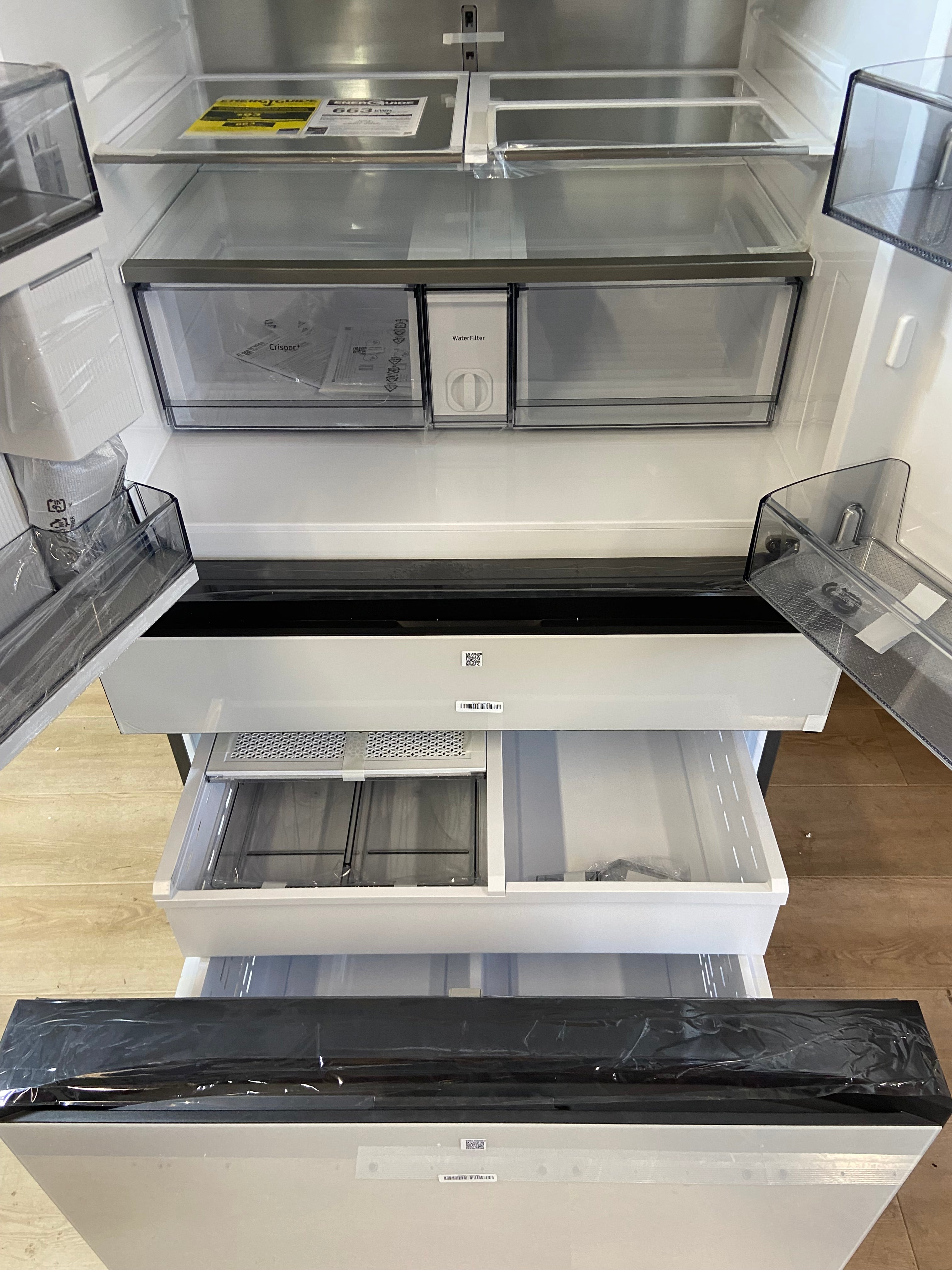 Samsung Bespoke 4-Door Flex French Door Refrigerator with Family Hub, Beverage Center & Dual Ice Maker – White Glass