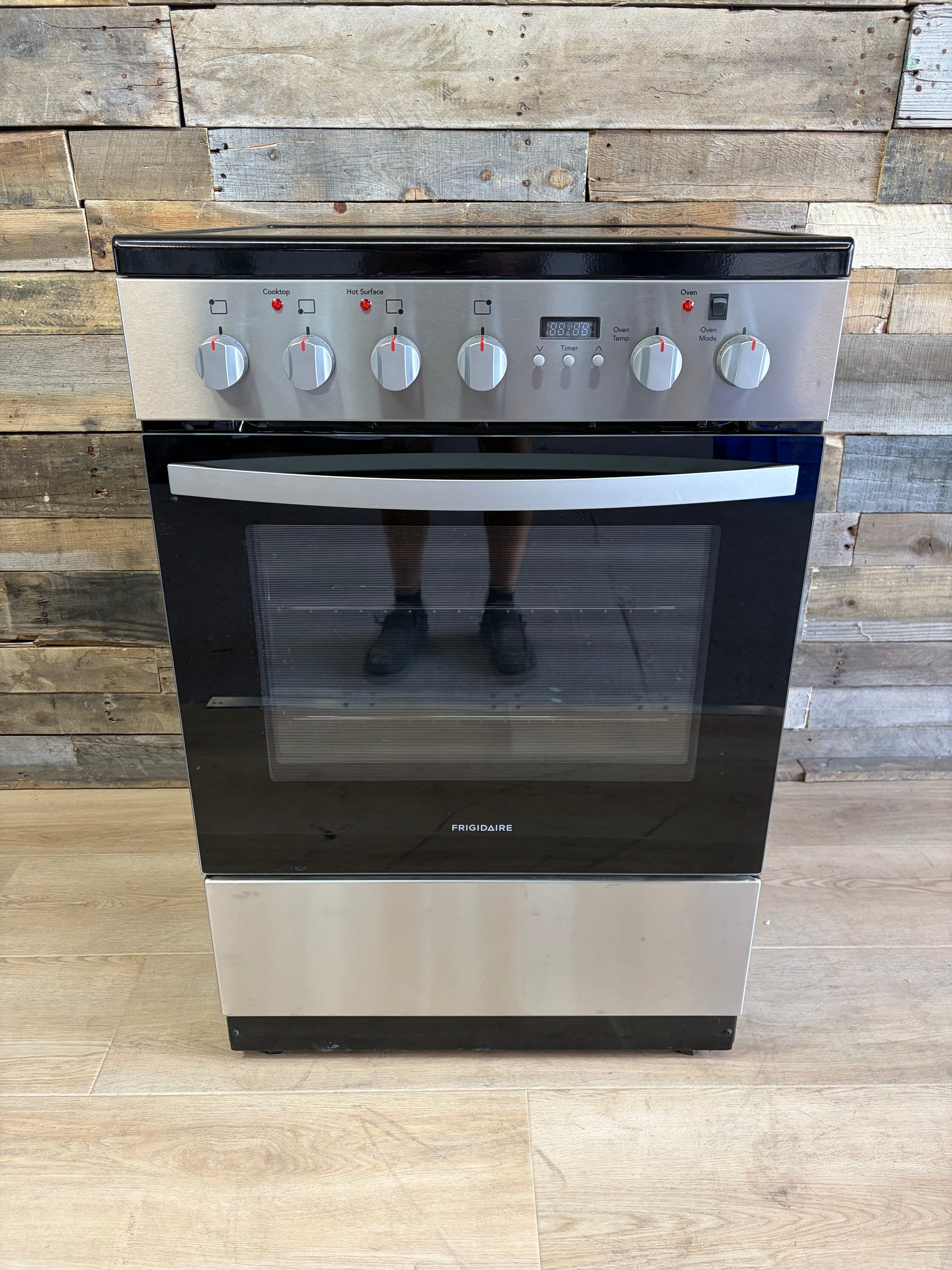 Frigidaire 24" Freestanding Electric Range (Stainless Steel)