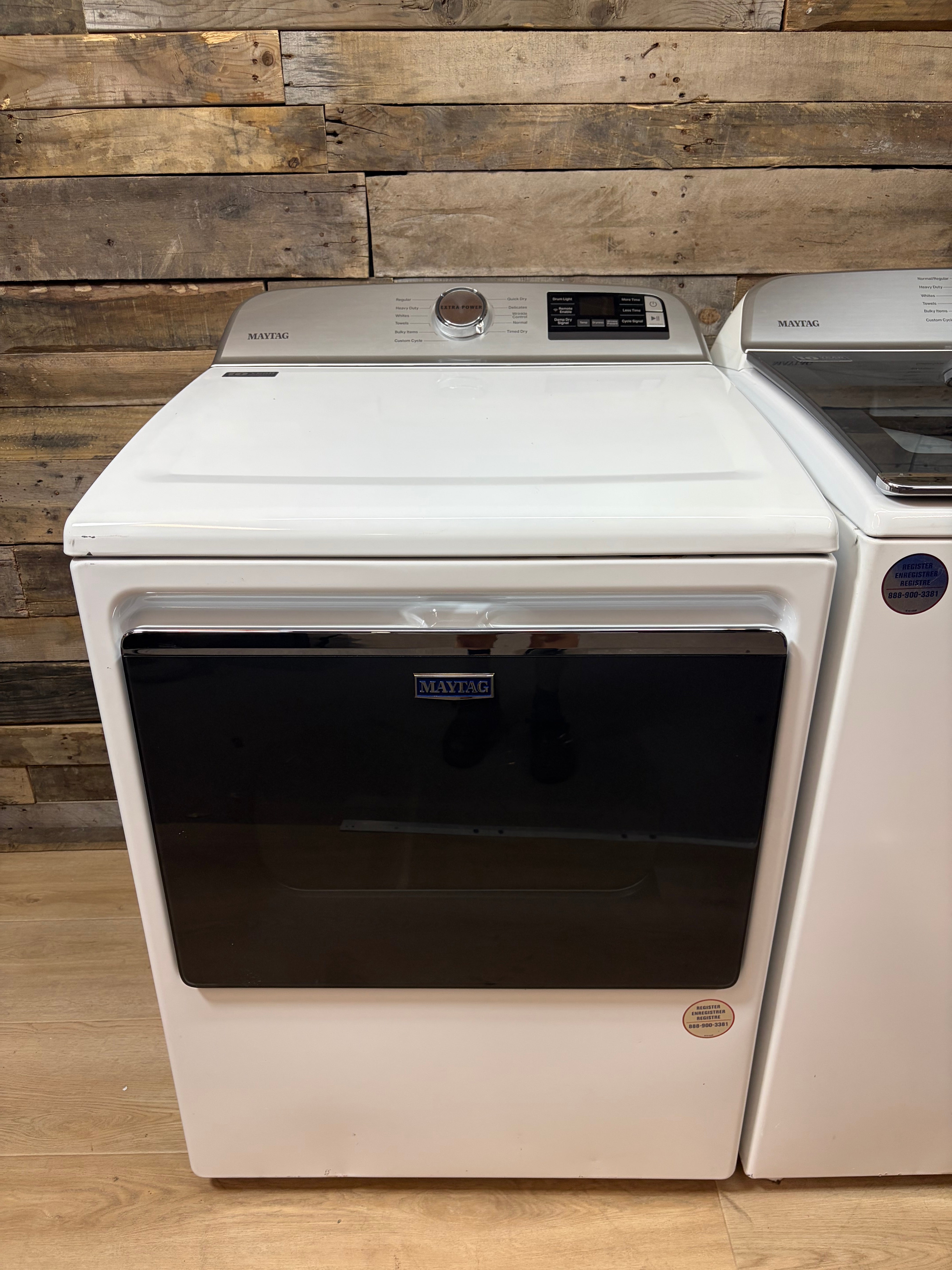 White Maytag Large Capacity Agitator Extra Power Top Load Set