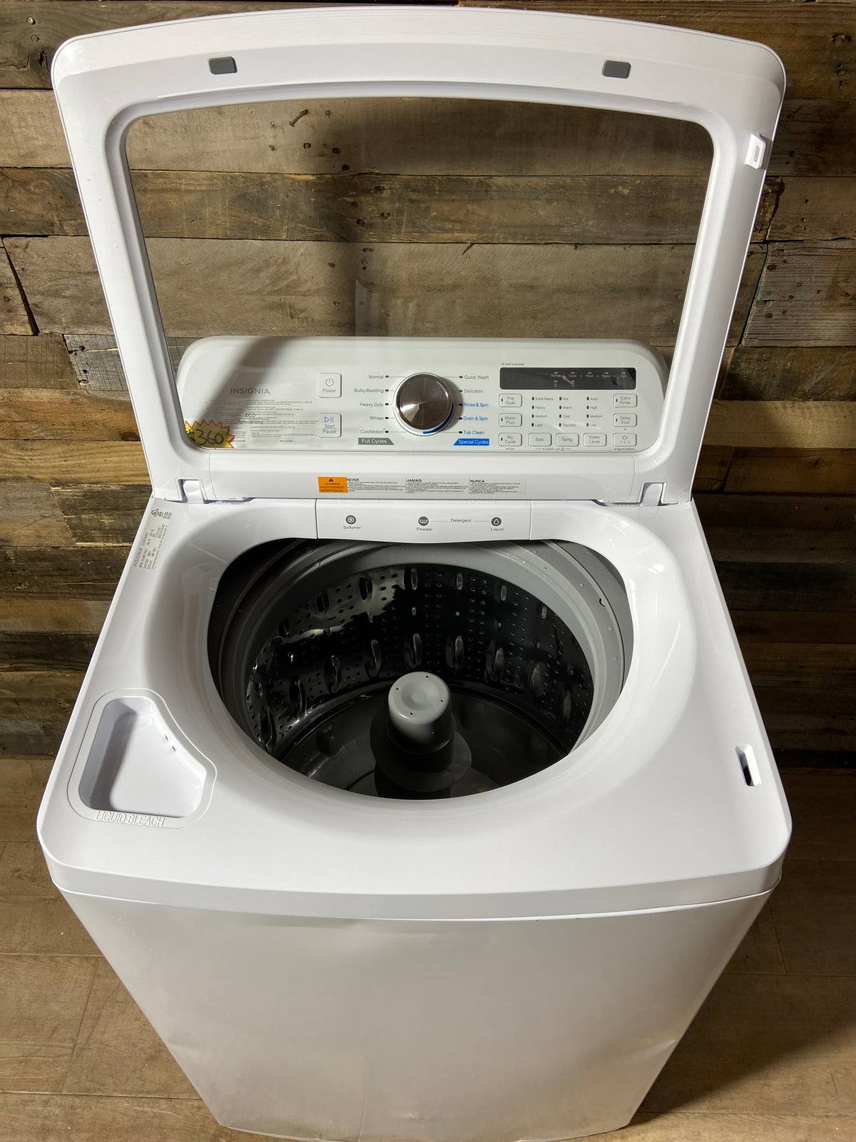 Insignia Top Load Large Capacity  Washer