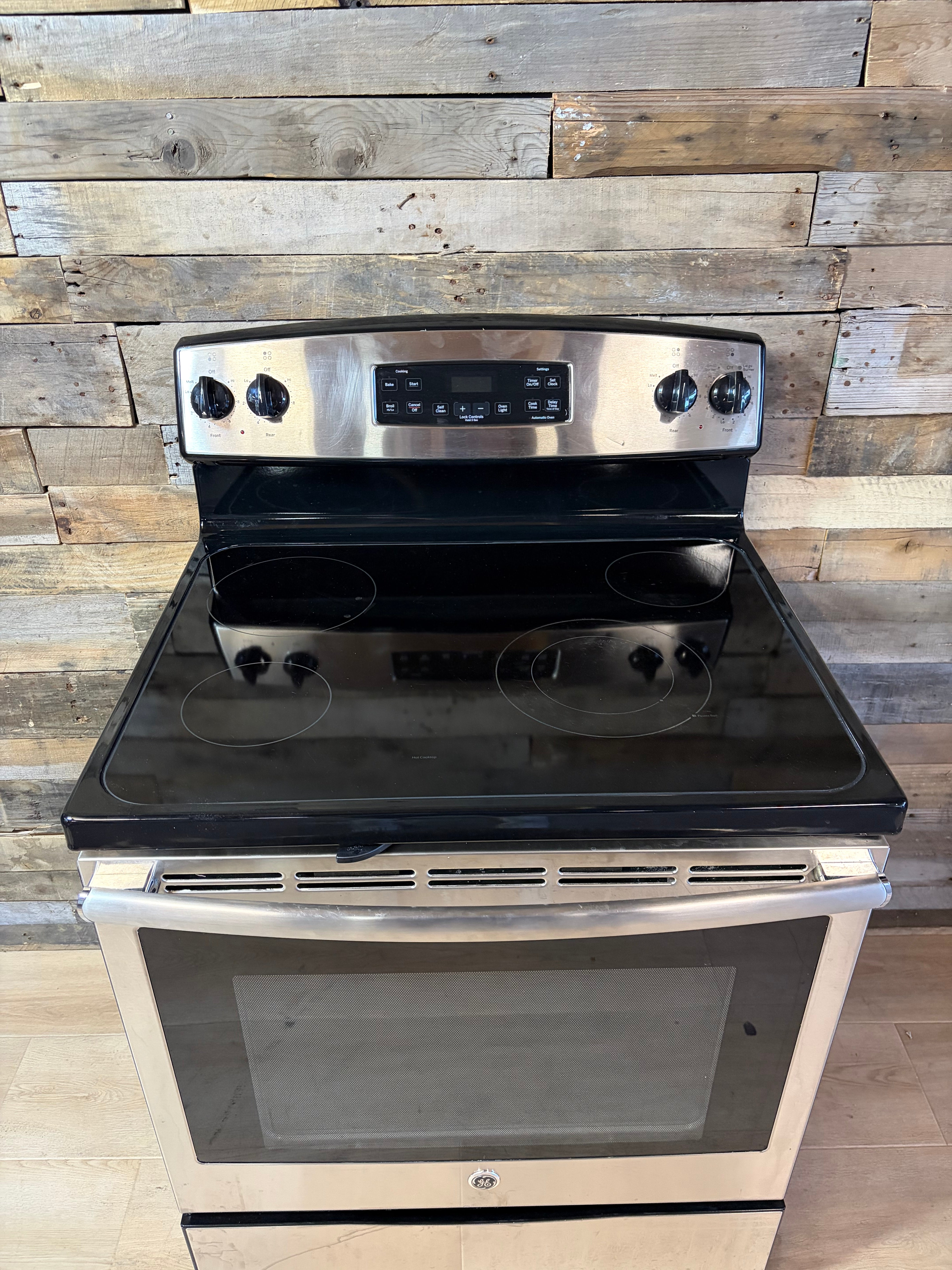 GE Stainless Glass Top Range
