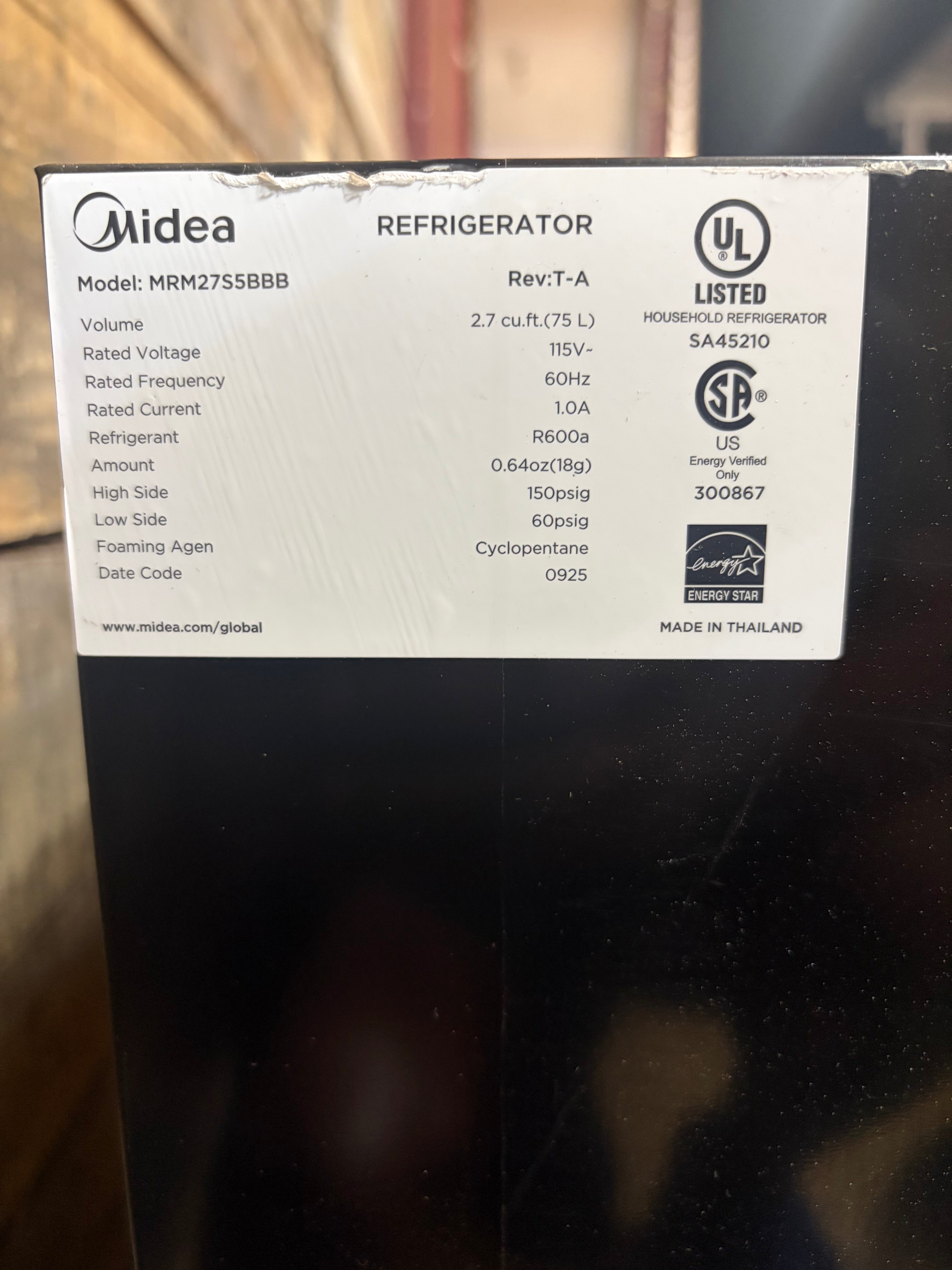 Midea MRM27S5BBB 2.7 Cu Ft Compact Mini Refrigerator – Black