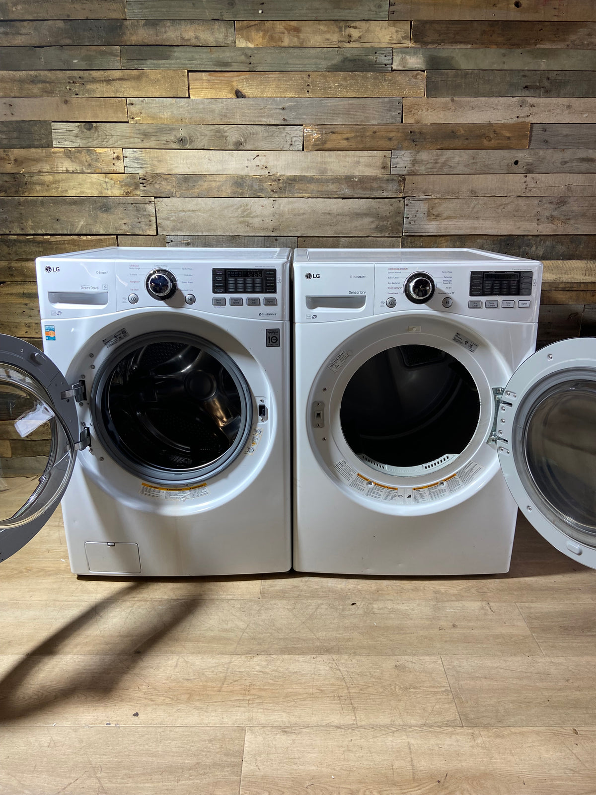 LG Washer & Dryer Front Load Set