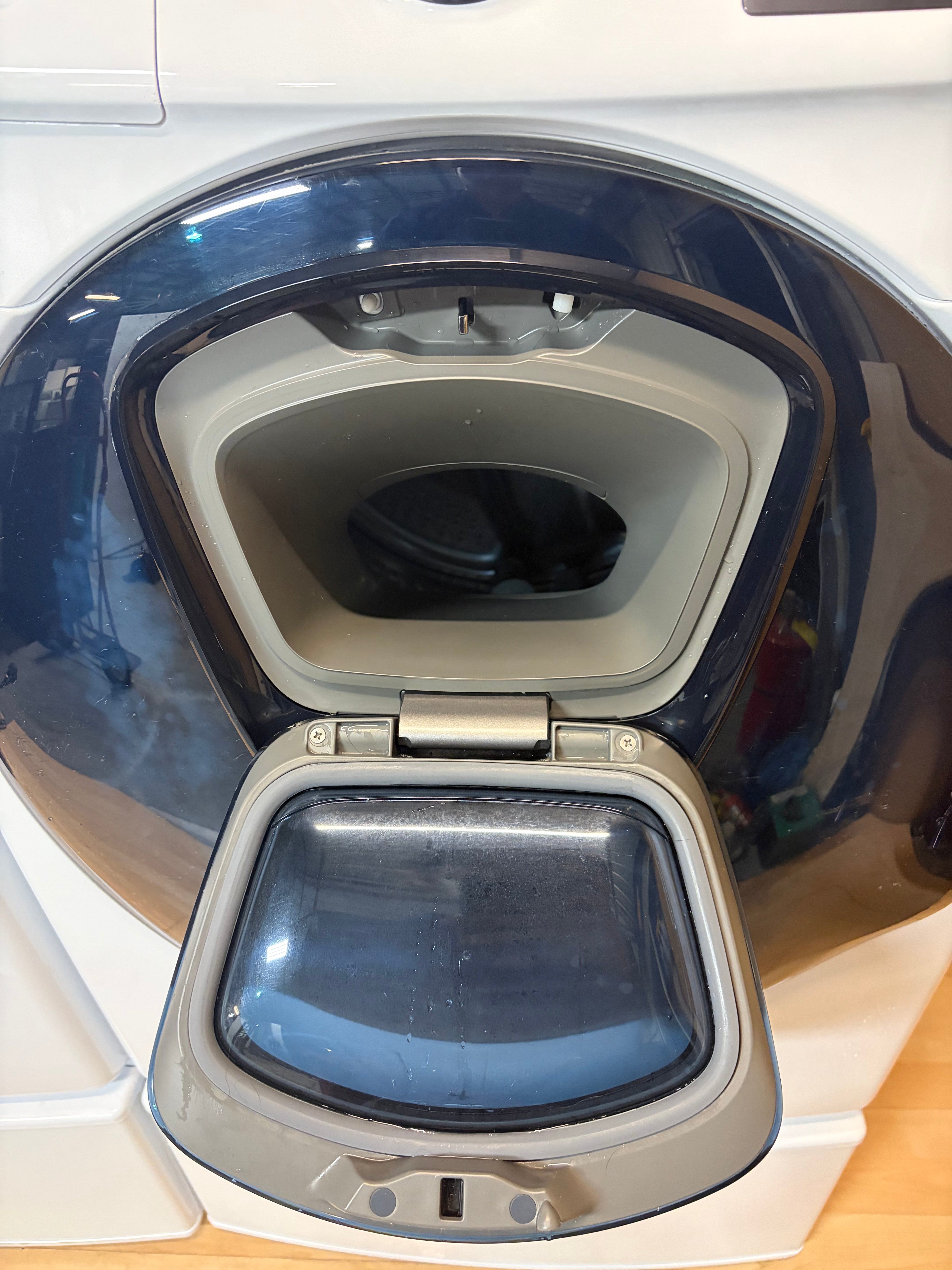 White Samsung Front Load Set