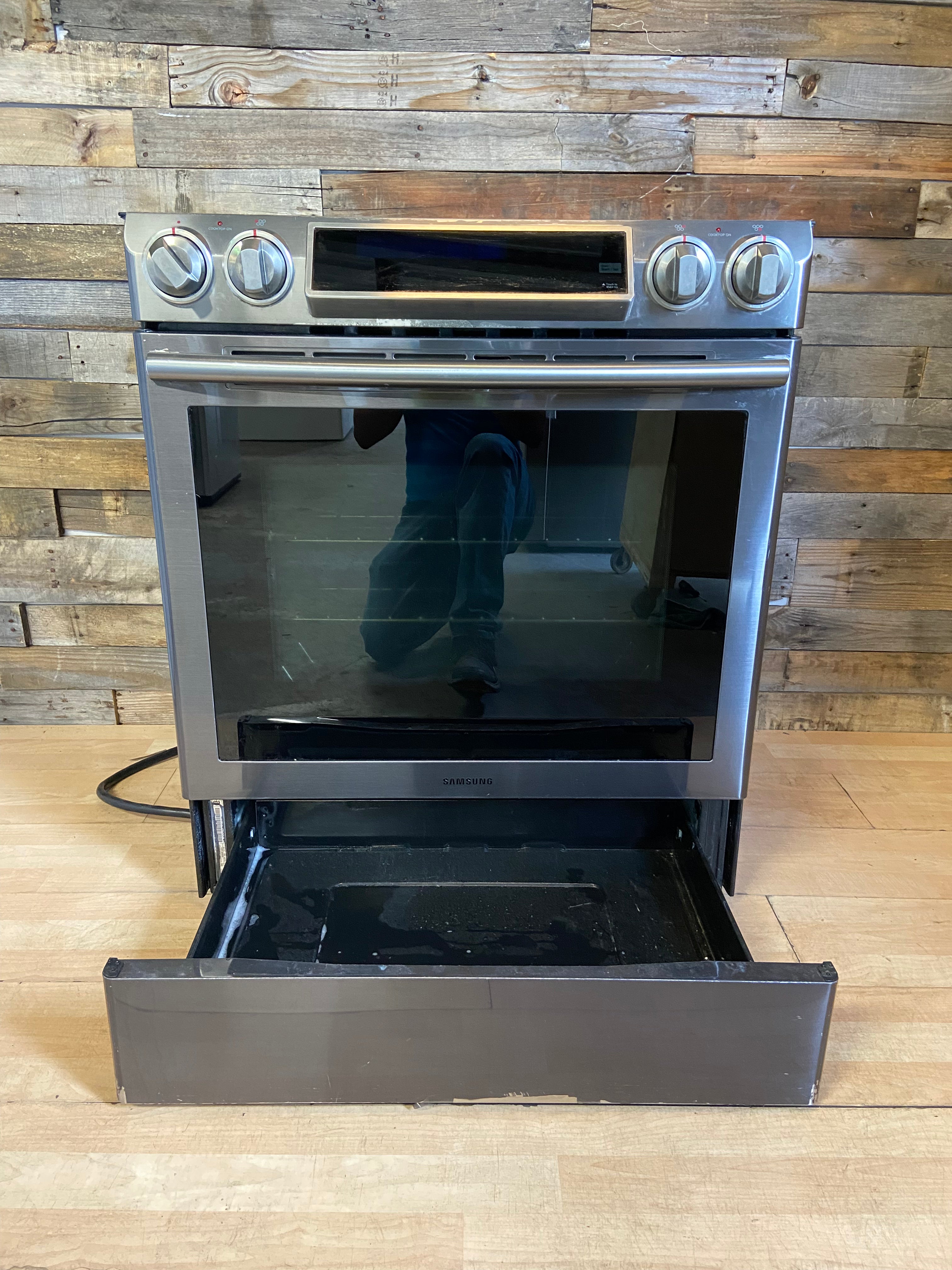 Samsung Black Stainless Slide in Convection Range